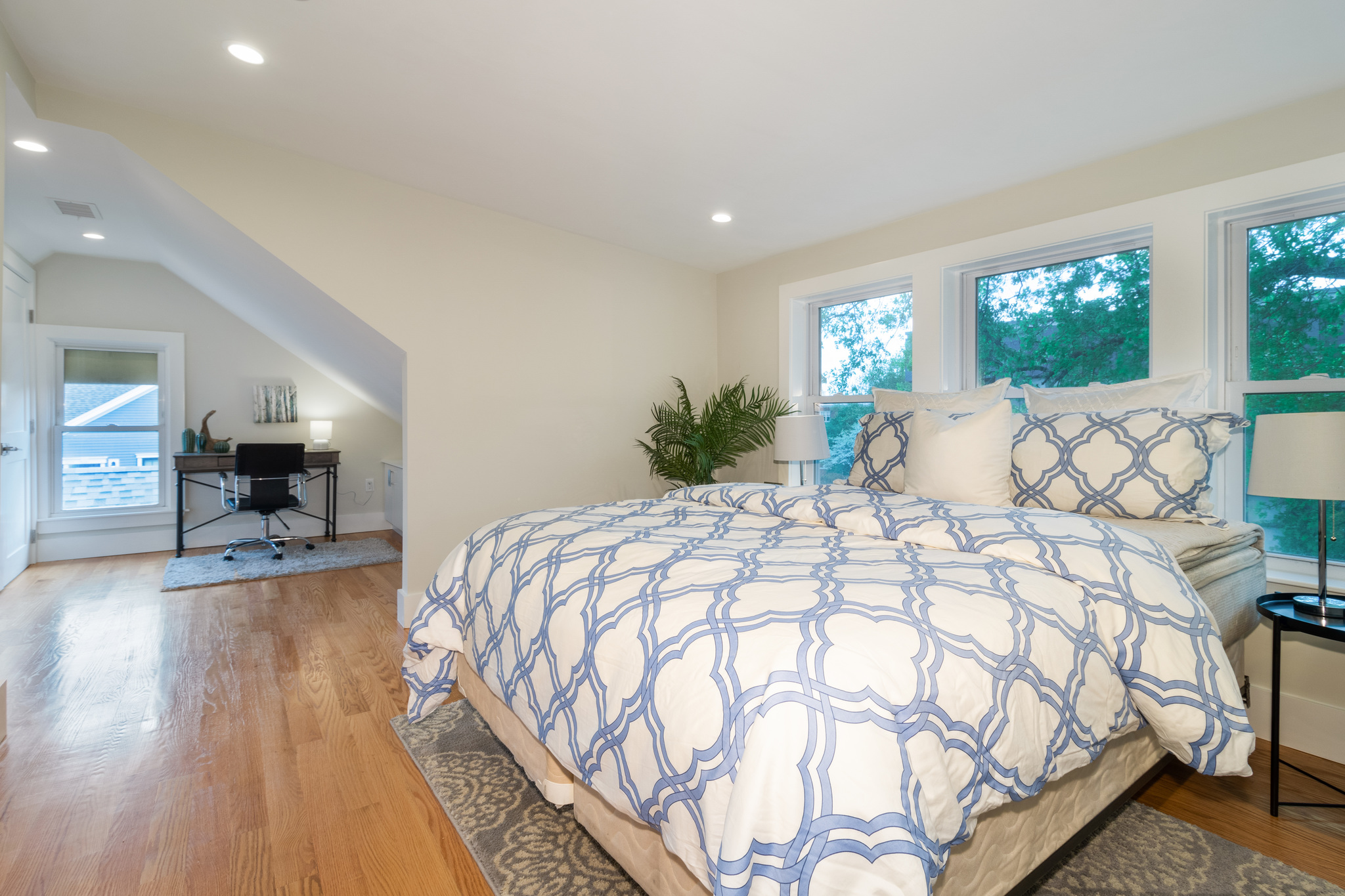 293 Rindge Ave, North Cambridge