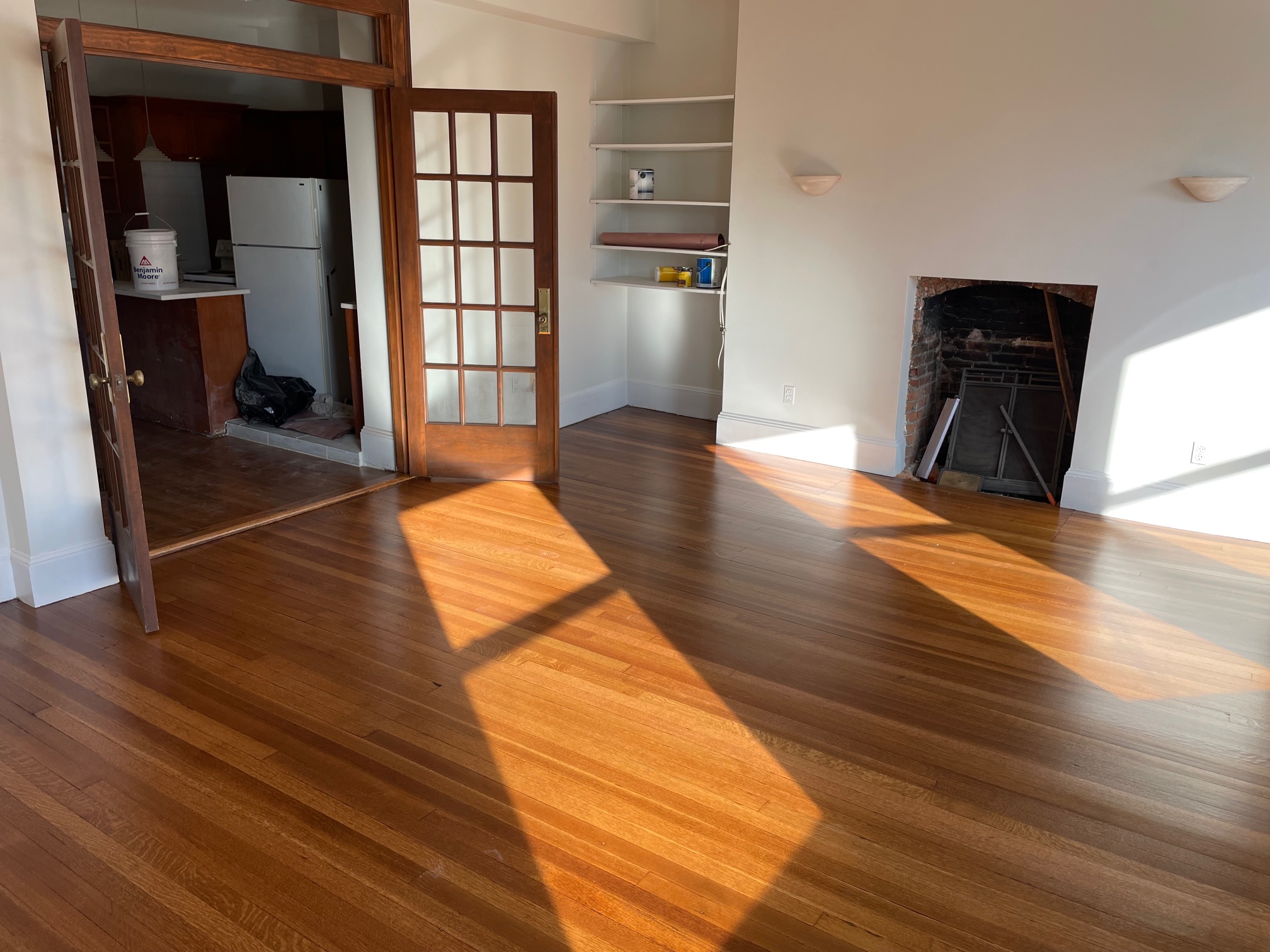 1719 Beacon St, Longwood