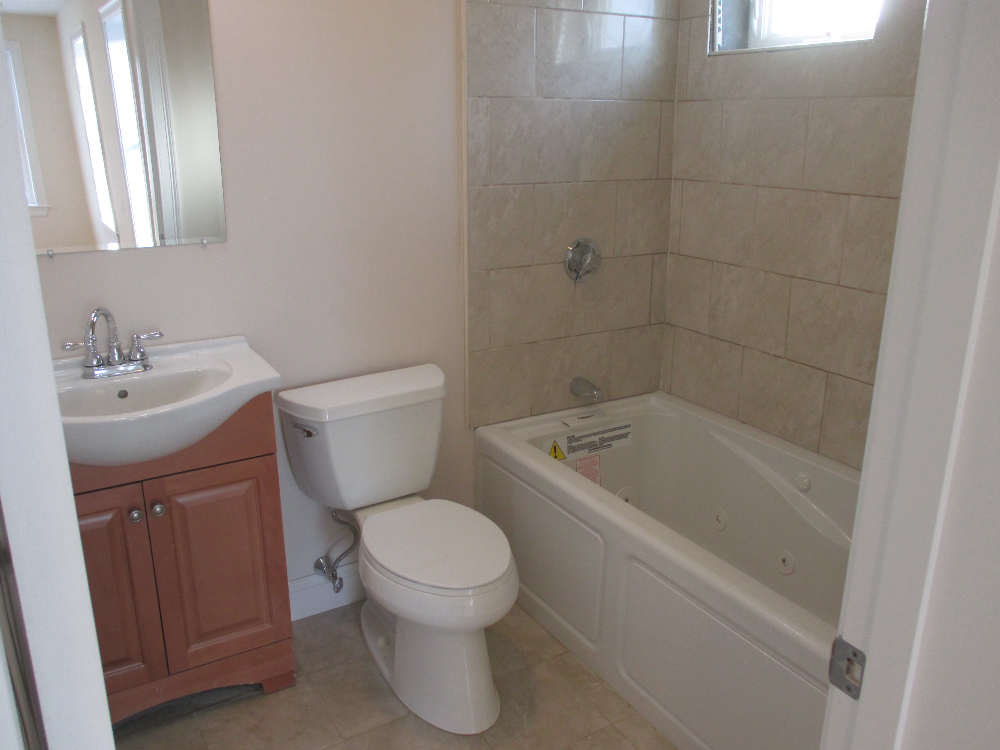 19 Gilman St, Magoun Square