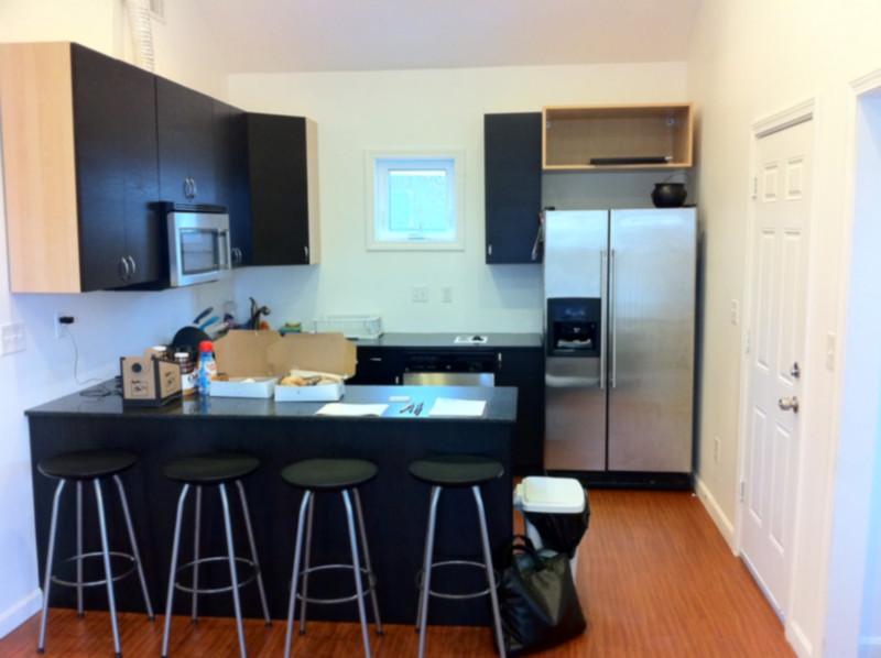 93 Hillside St, Mission Hill