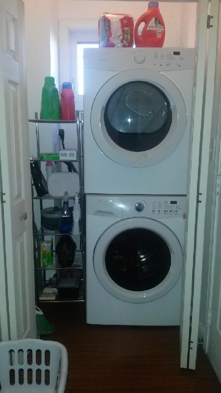 93 Hillside St, Mission Hill