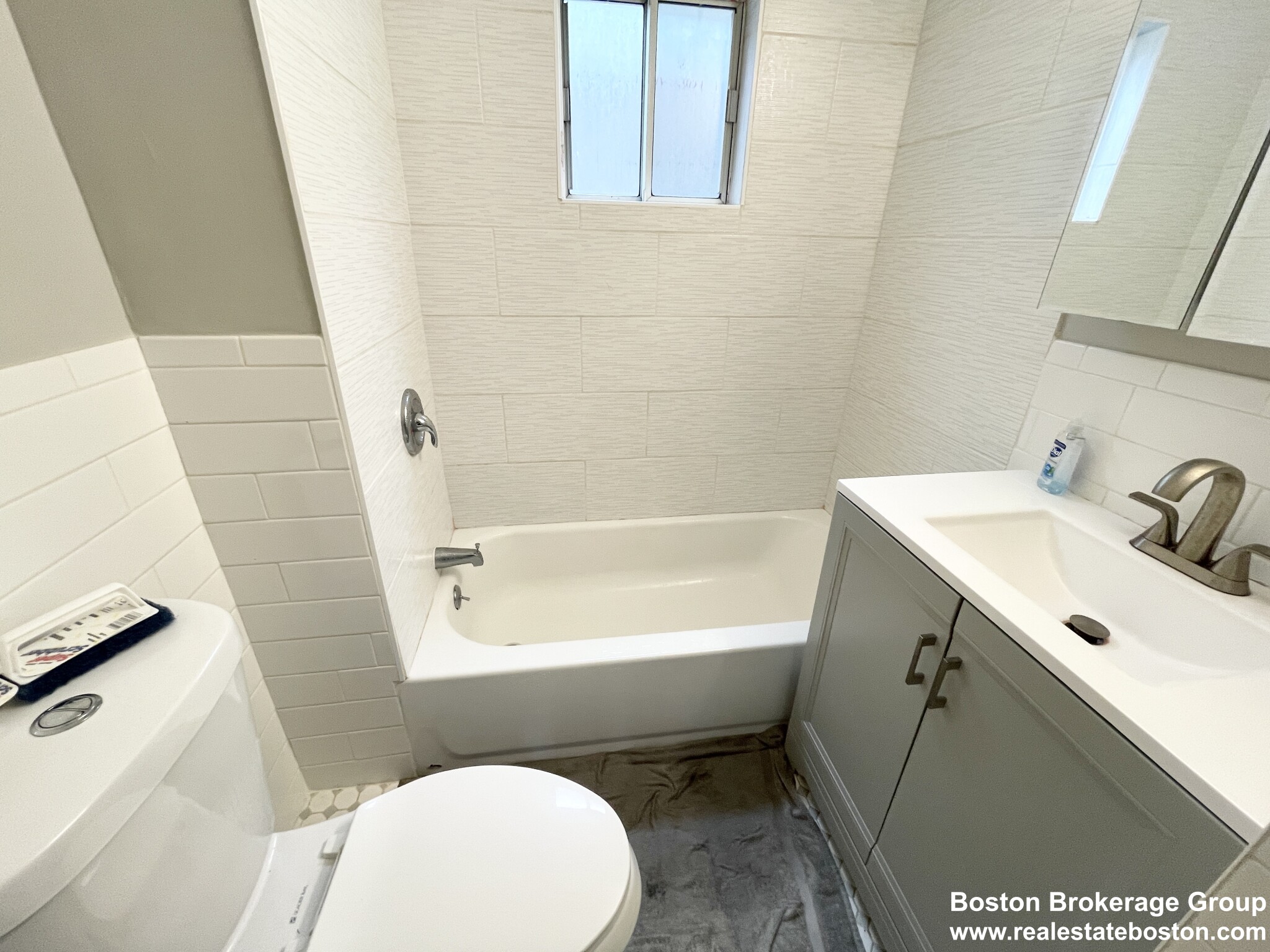 30 Falcon St, East Boston