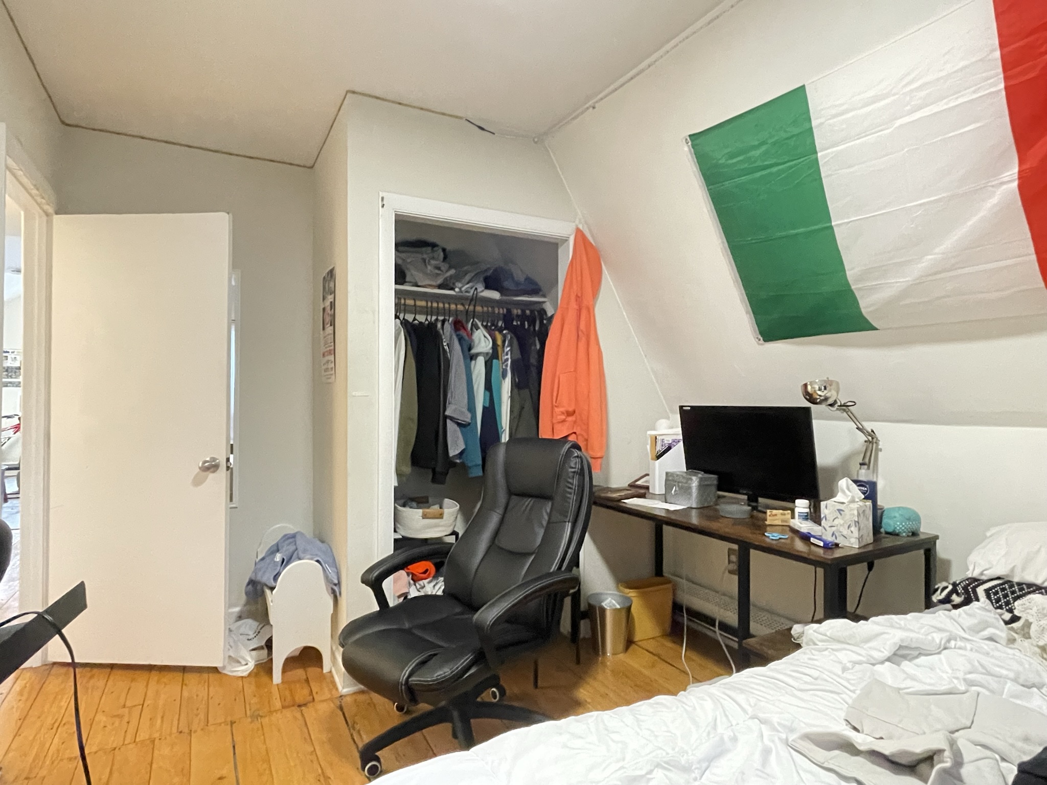 839 Parker St, Mission Hill