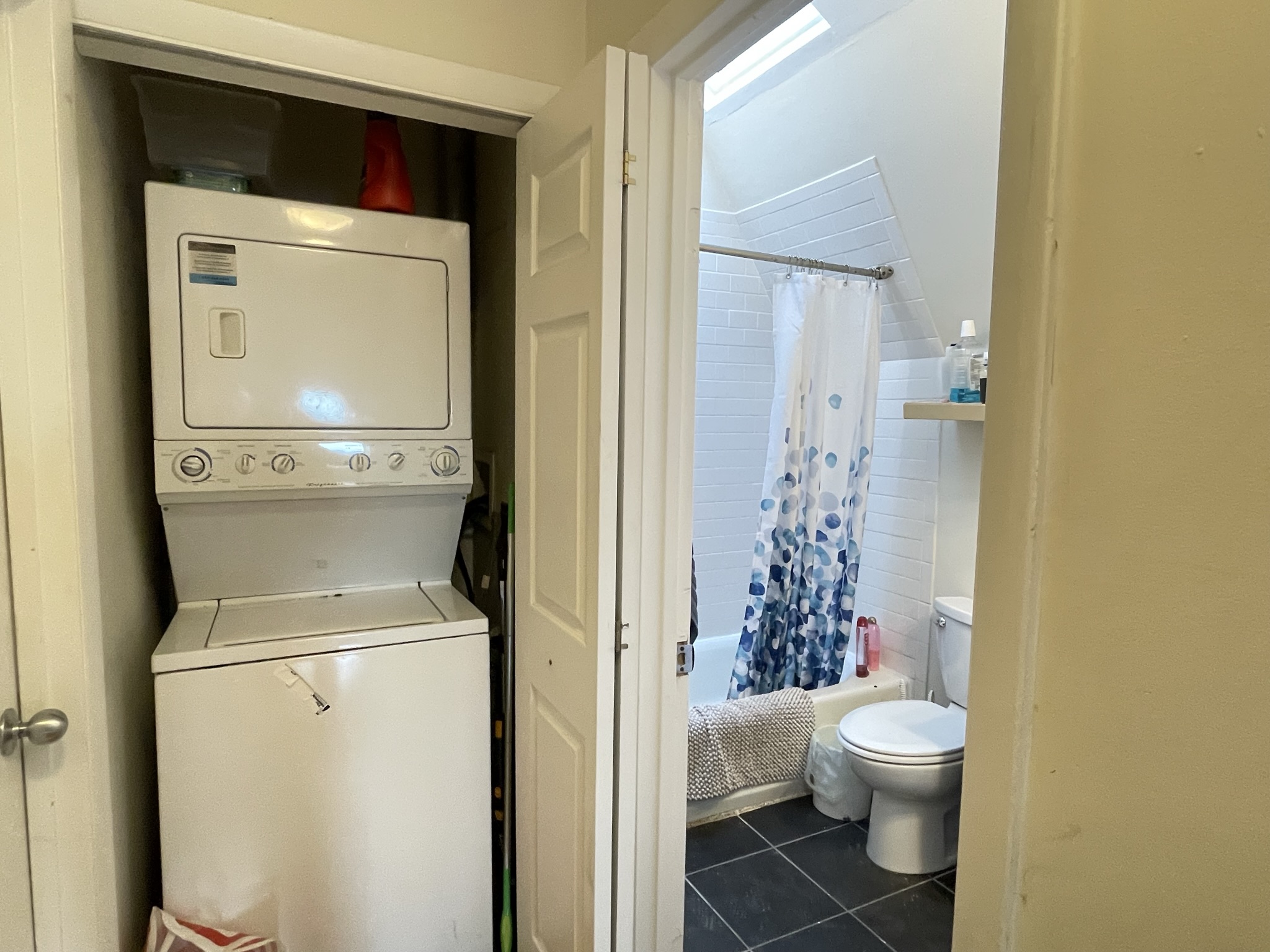 839 Parker St, Mission Hill