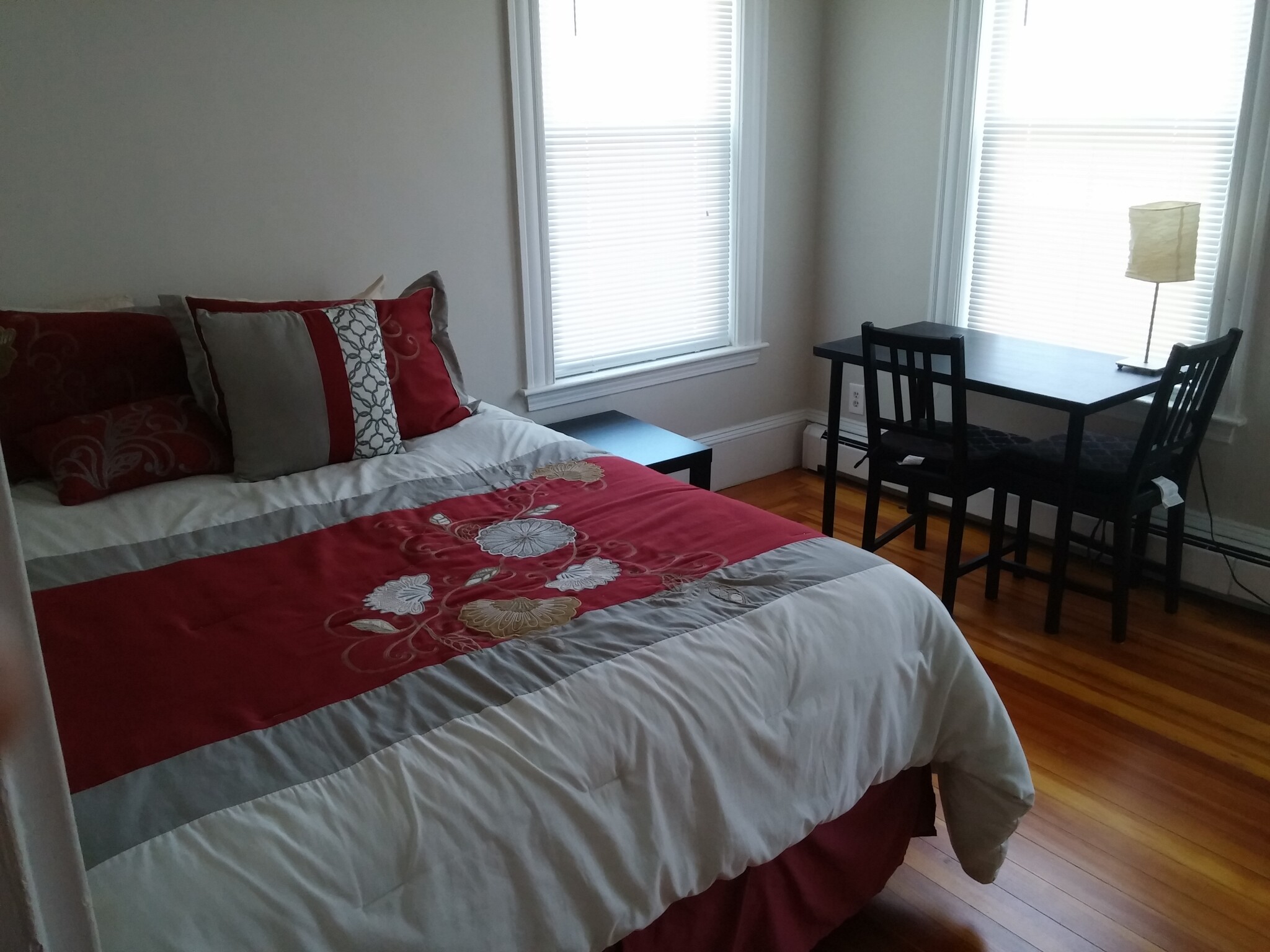 1000 Memorial Dr, Harvard Square