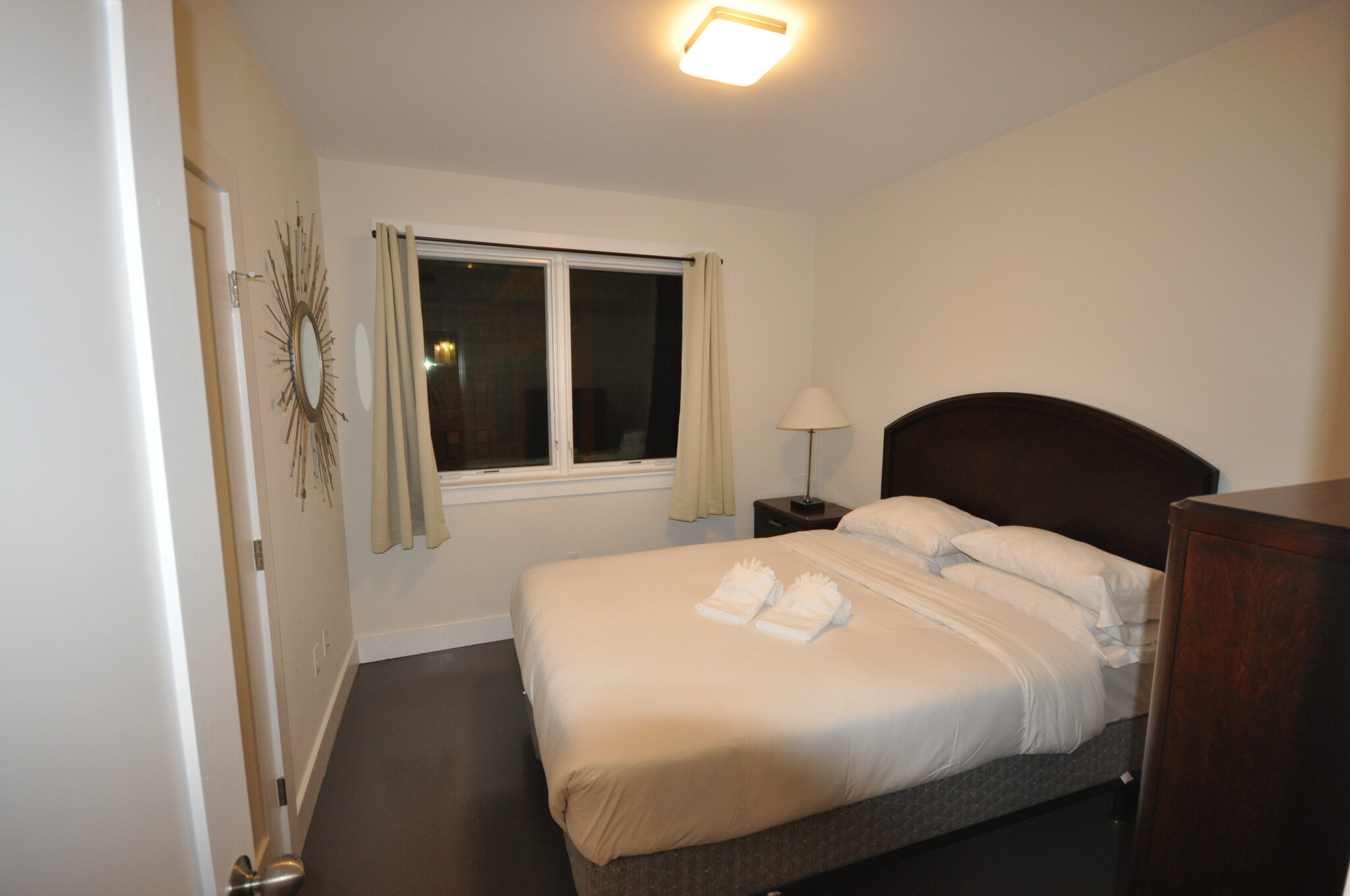 659 Massachusetts Ave, South End