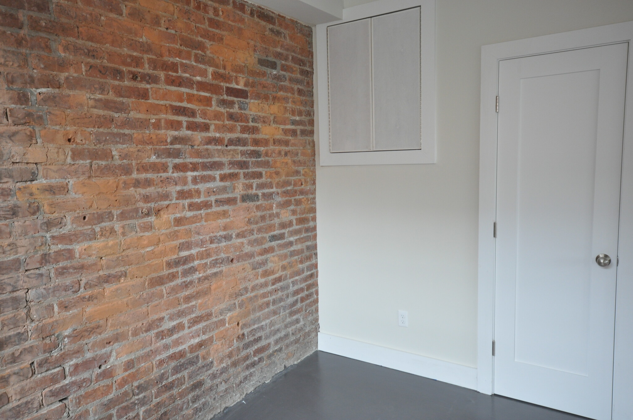 659 Massachusetts Ave, South End