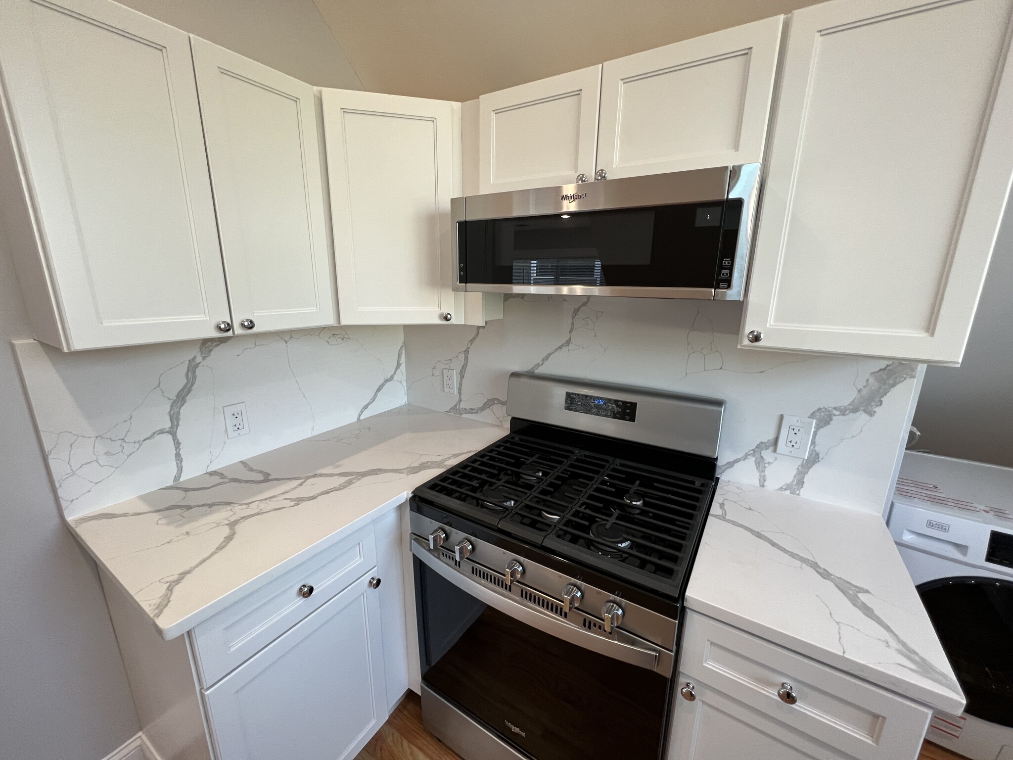 29 Alpine St, Davis Square