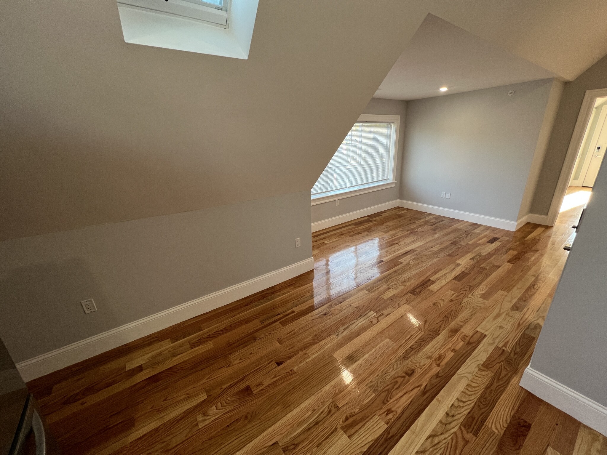 29 Alpine St, Davis Square