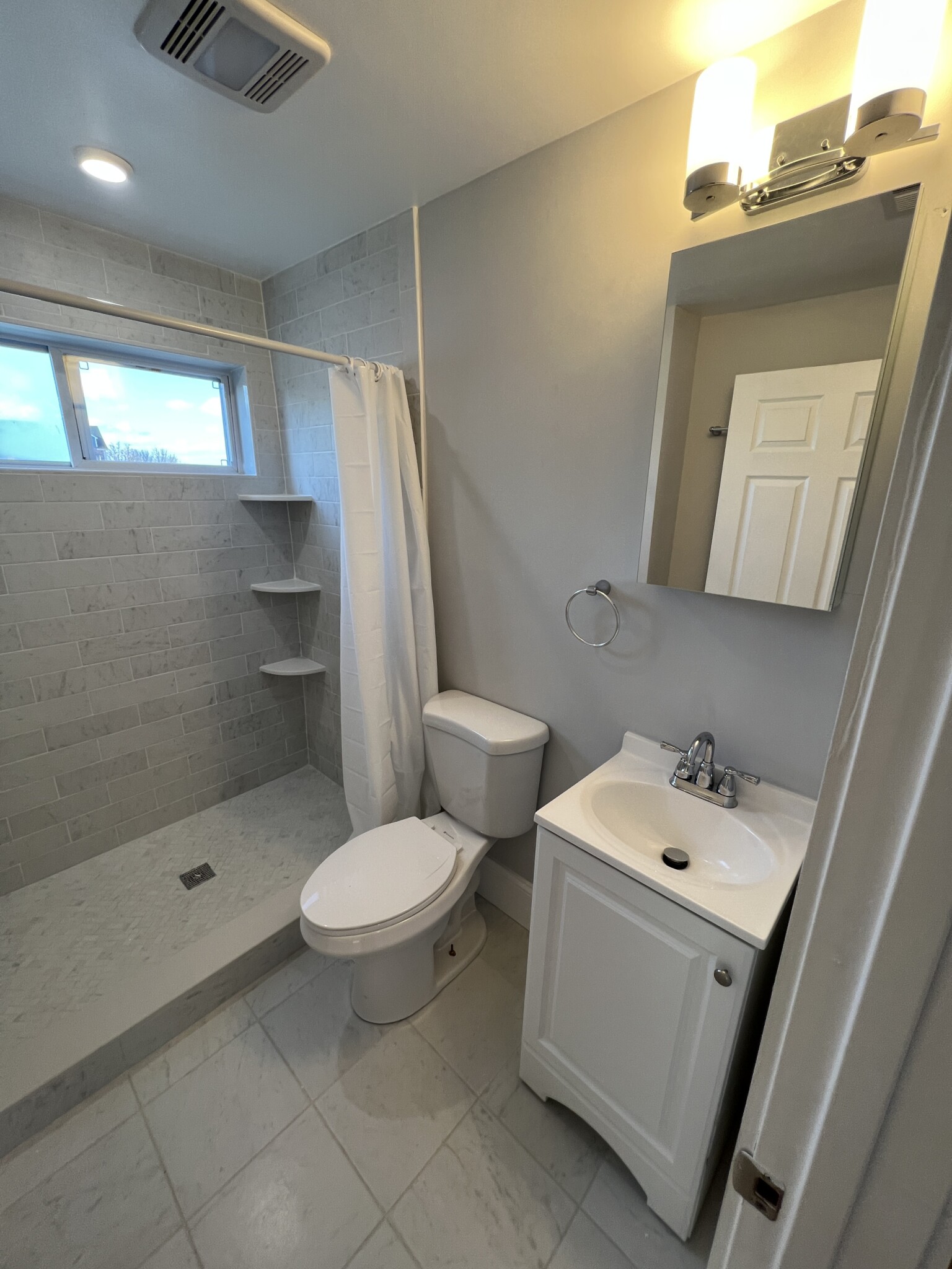 29 Alpine St, Davis Square