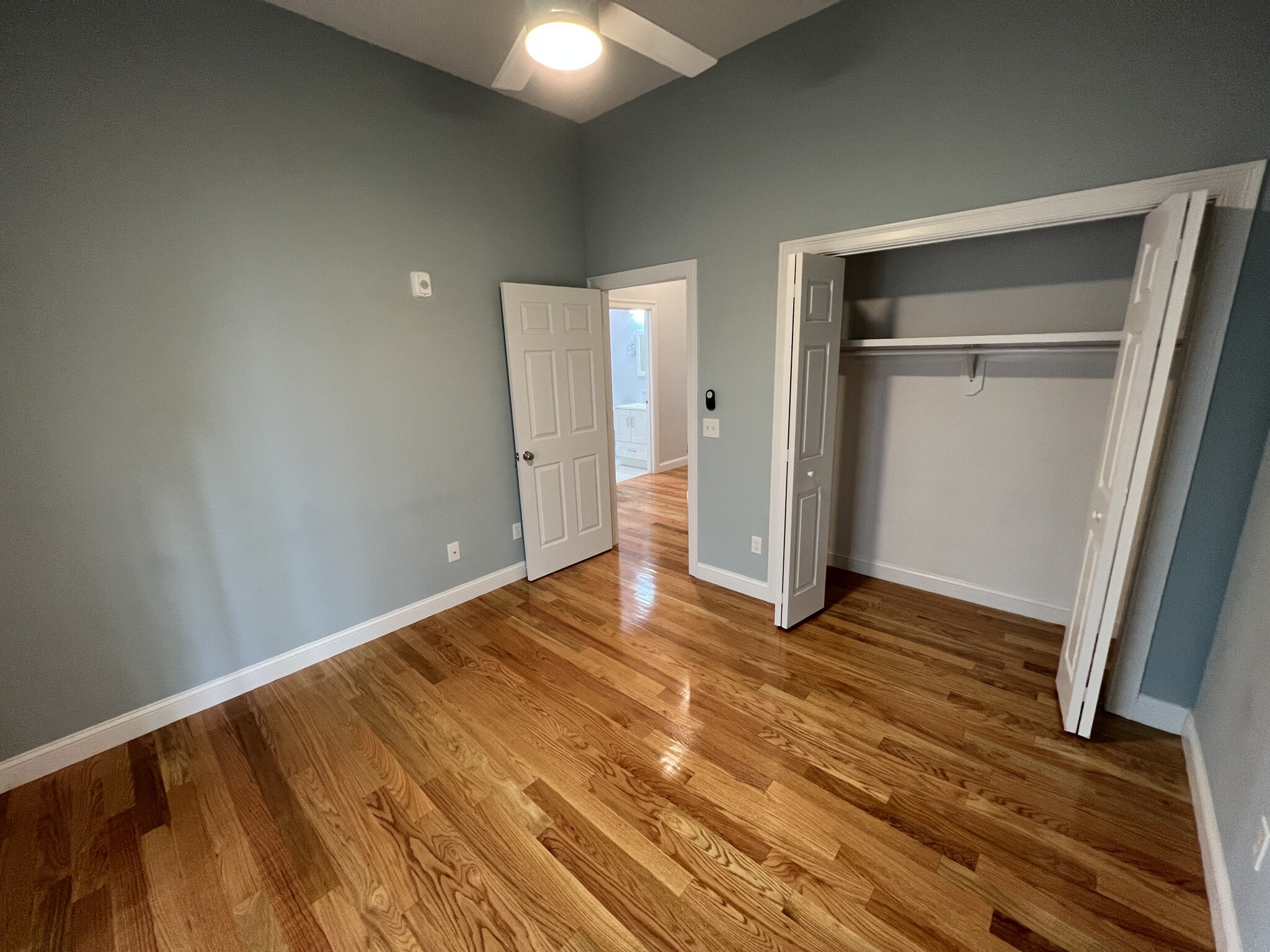 126 Cross St, East Somerville