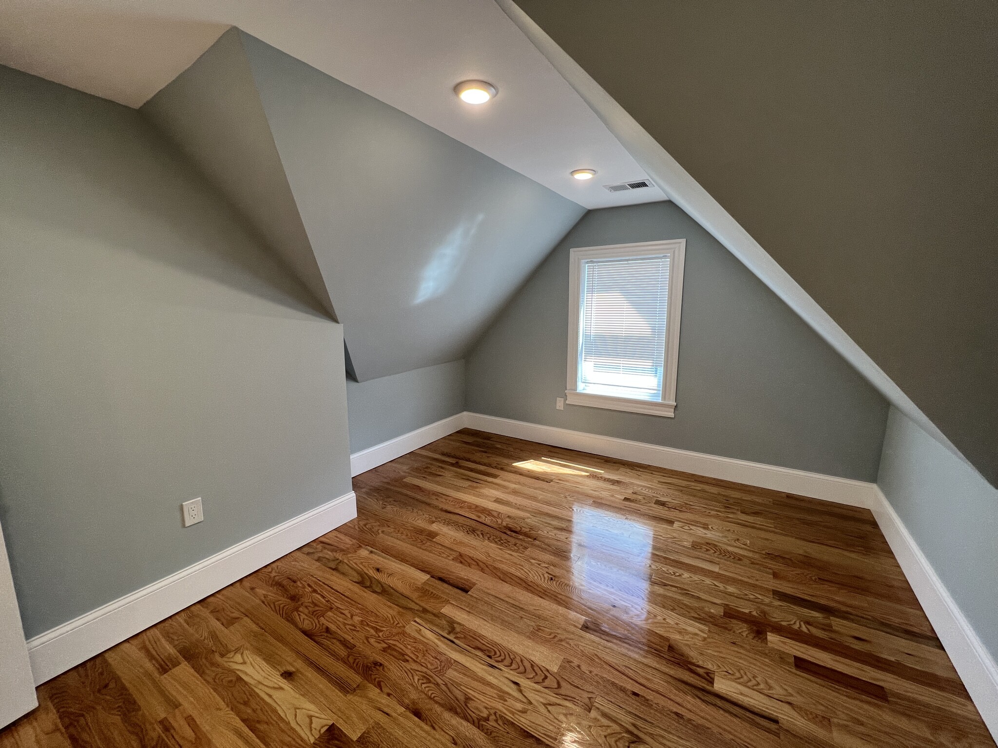 158 Morrison Ave, Davis Square