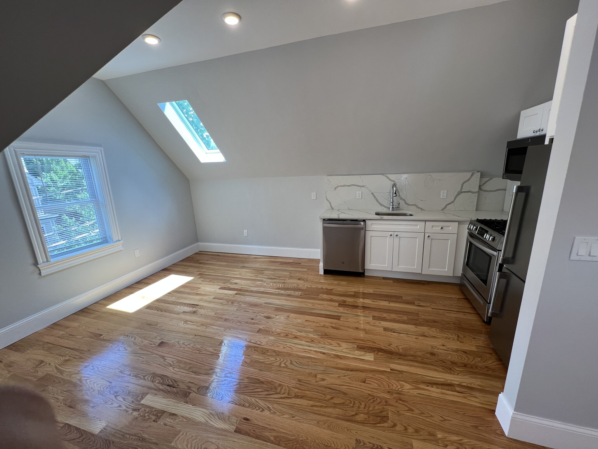 158 Morrison Ave, Davis Square