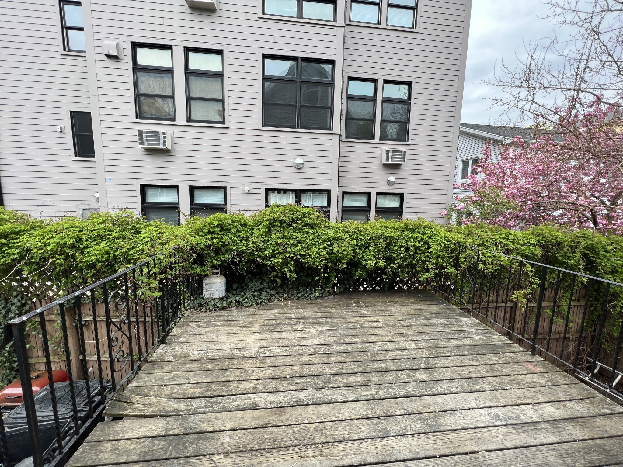 158 Morrison Ave, Davis Square