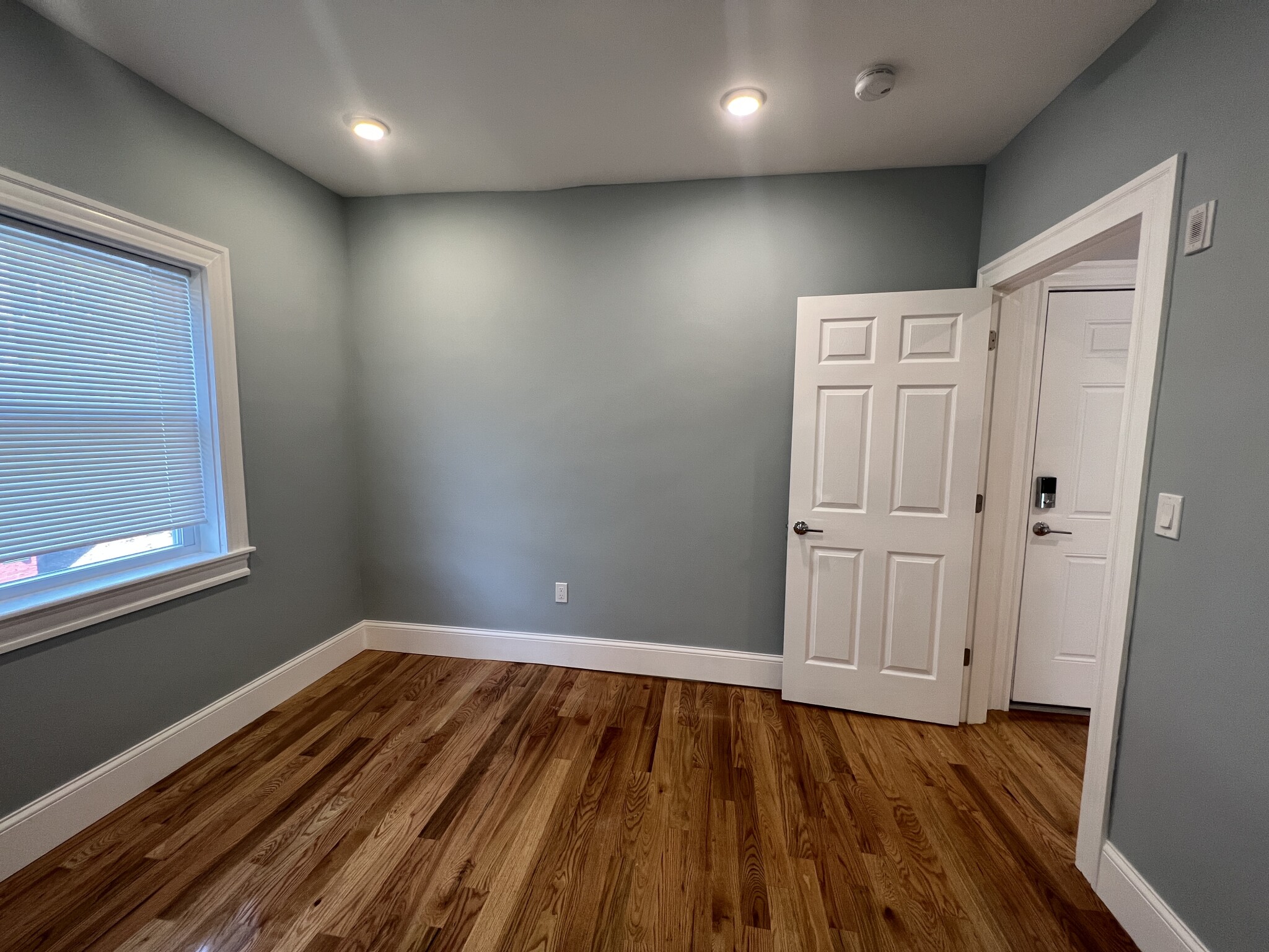 158 Morrison Ave, Davis Square