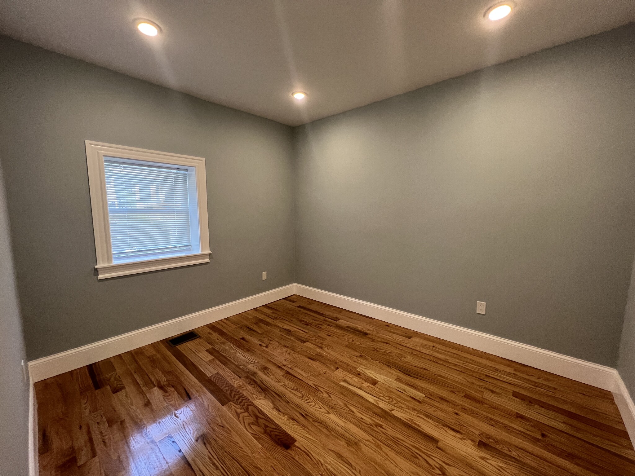 158 Morrison Ave, Davis Square