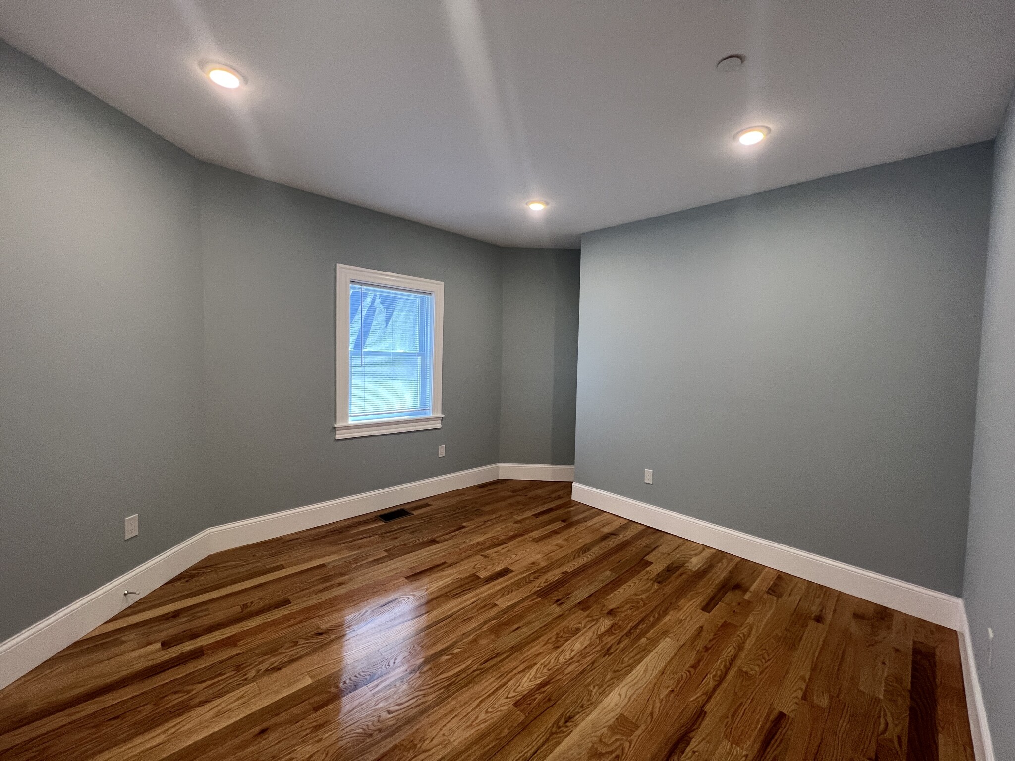 158 Morrison Ave, Davis Square