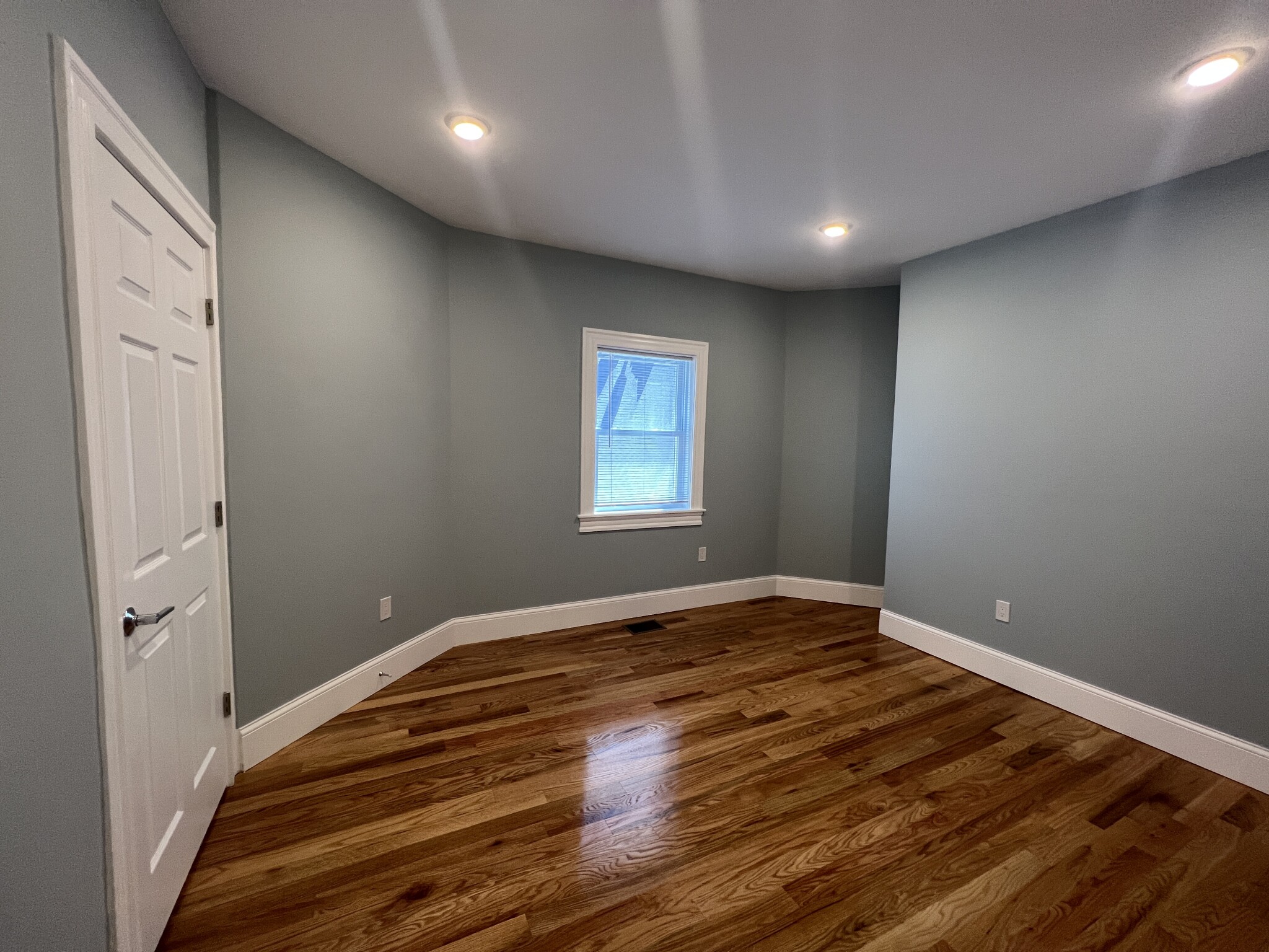 158 Morrison Ave, Davis Square