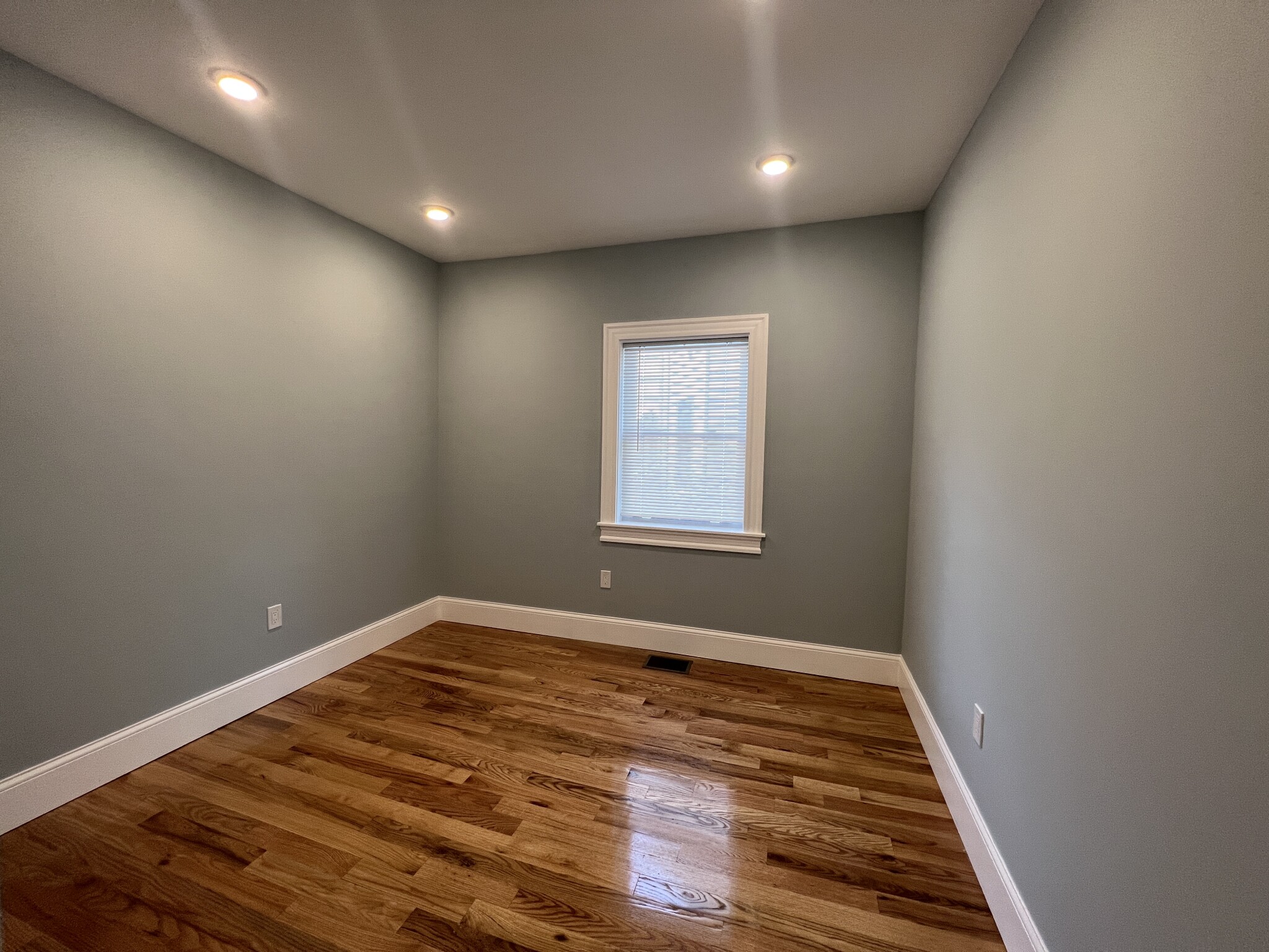 158 Morrison Ave, Davis Square