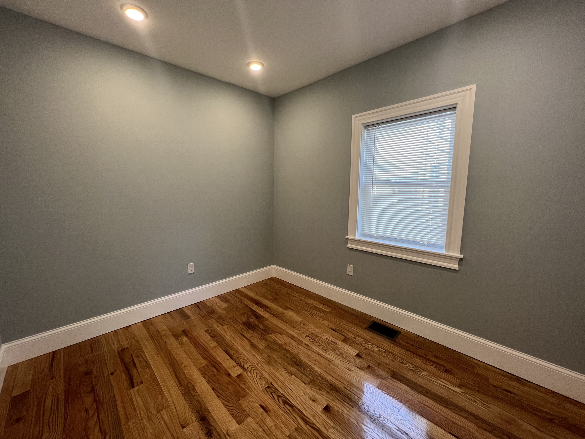 158 Morrison Ave, Davis Square