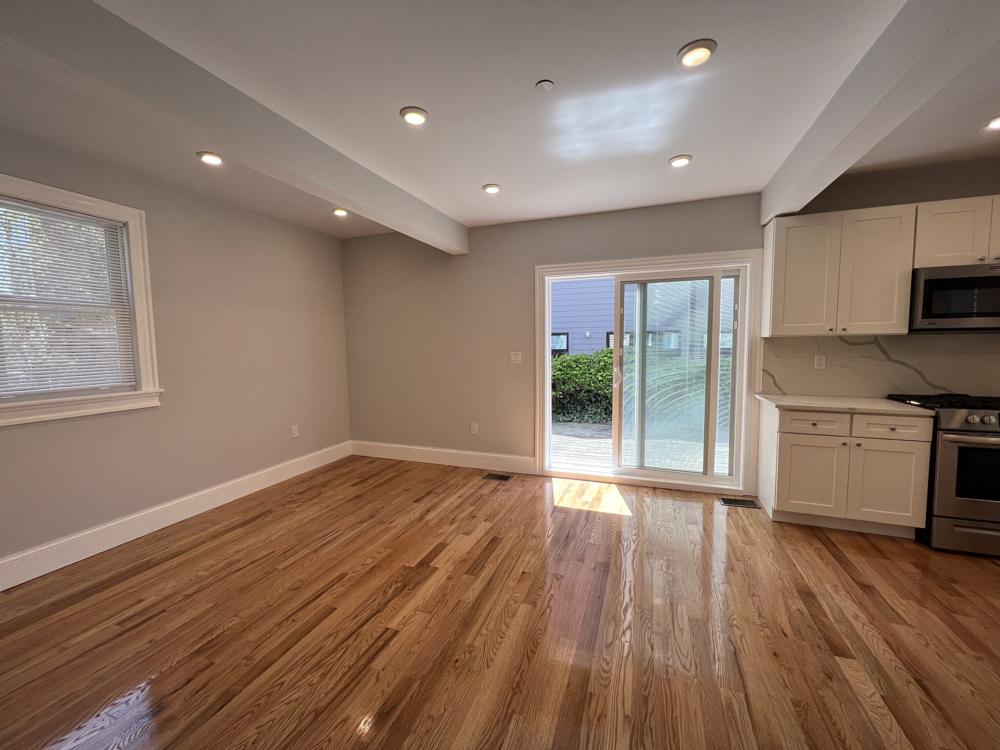 158 Morrison Ave, Davis Square