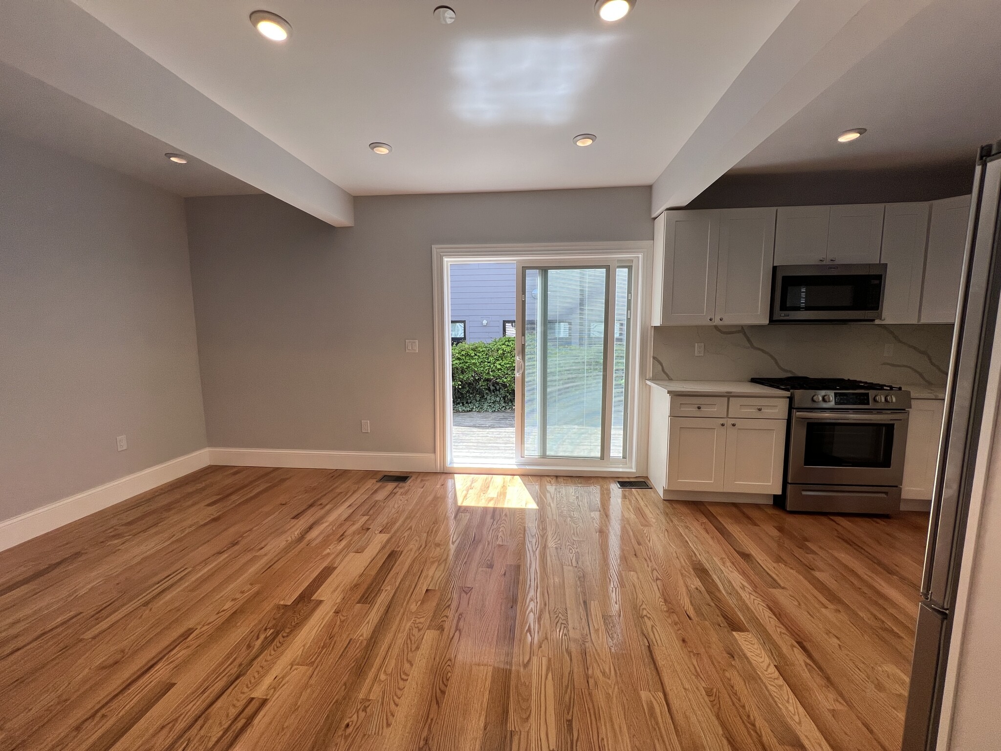 158 Morrison Ave, Davis Square