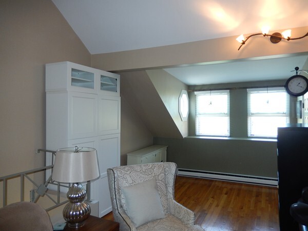 227 West 3rd St, South Boston