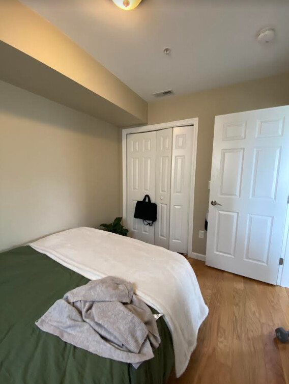 53 Chelsea St, East Boston