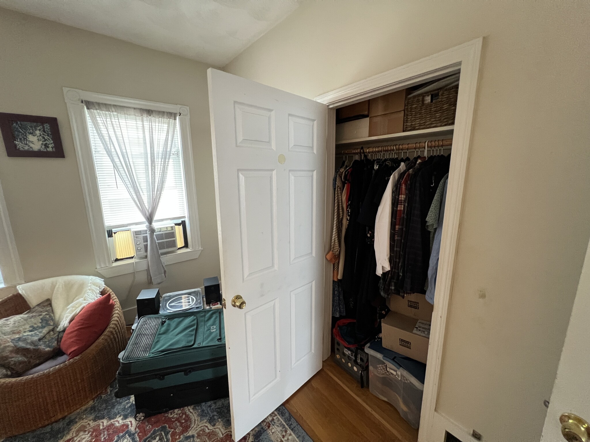 24 Ellington Rd, Davis Square