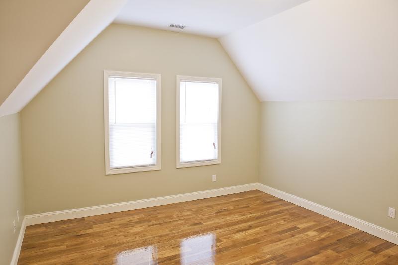 17 Imrie Rd, Allston