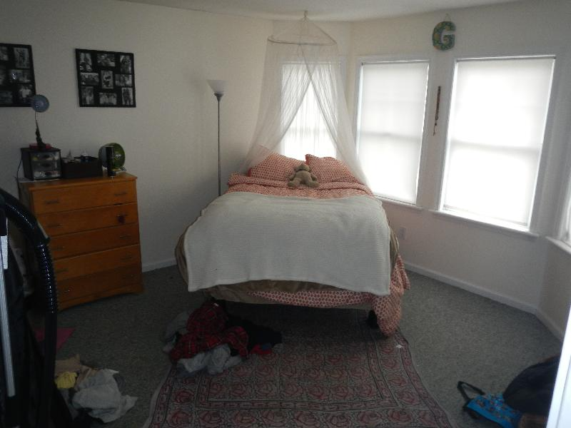 64 Hillside St, Mission Hill