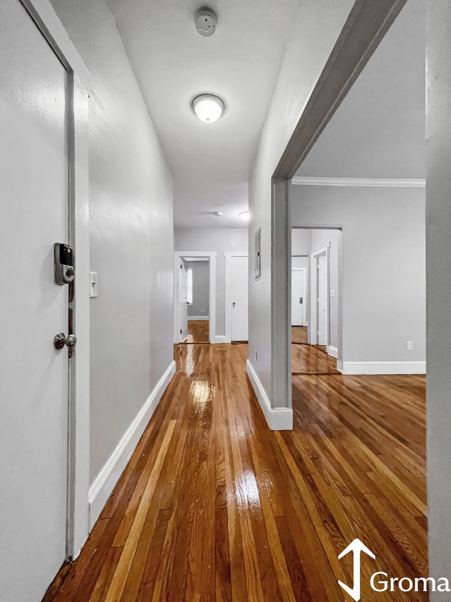 55 Clark Ave, Chelsea