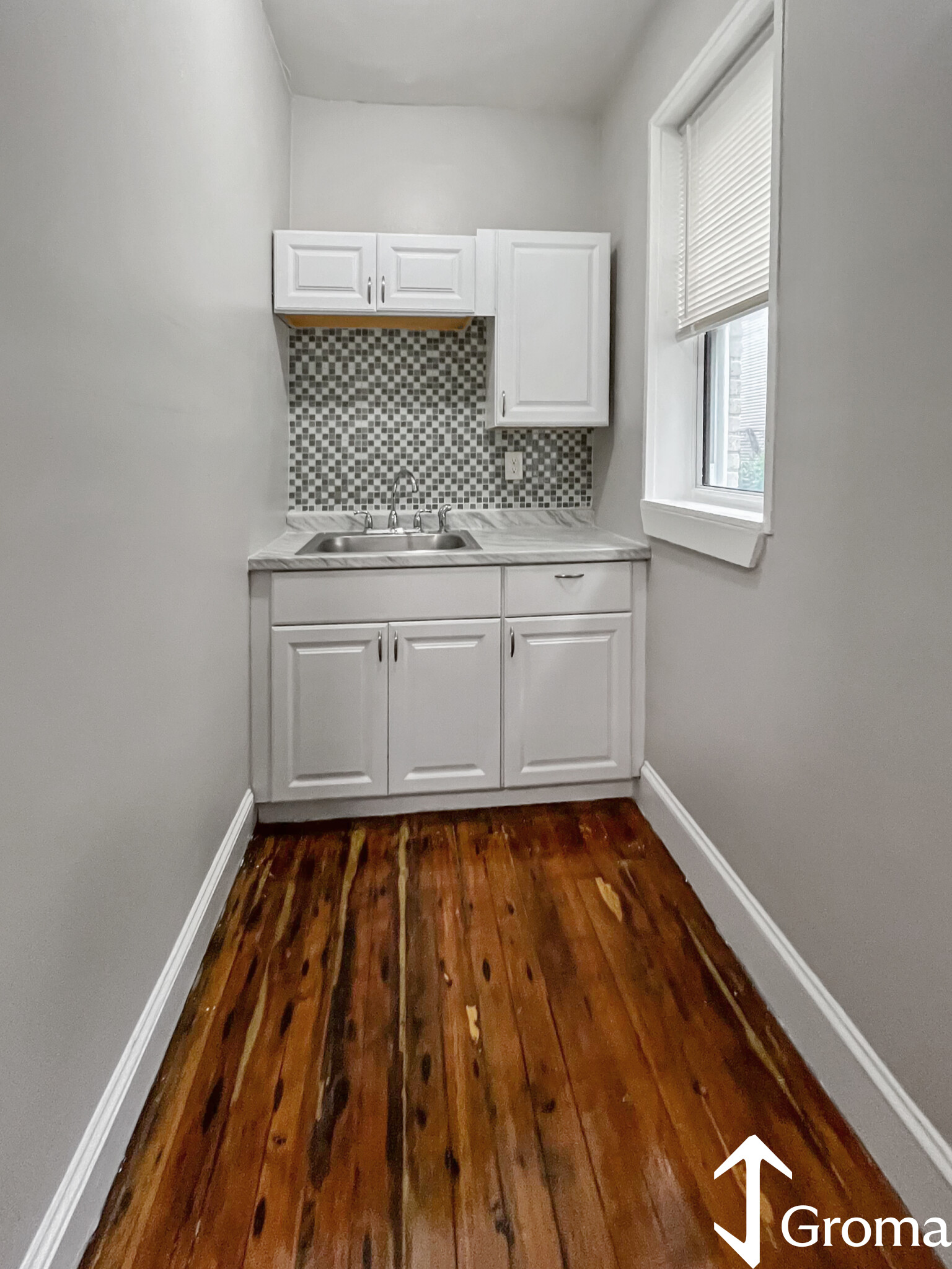 55 Clark Ave, Chelsea