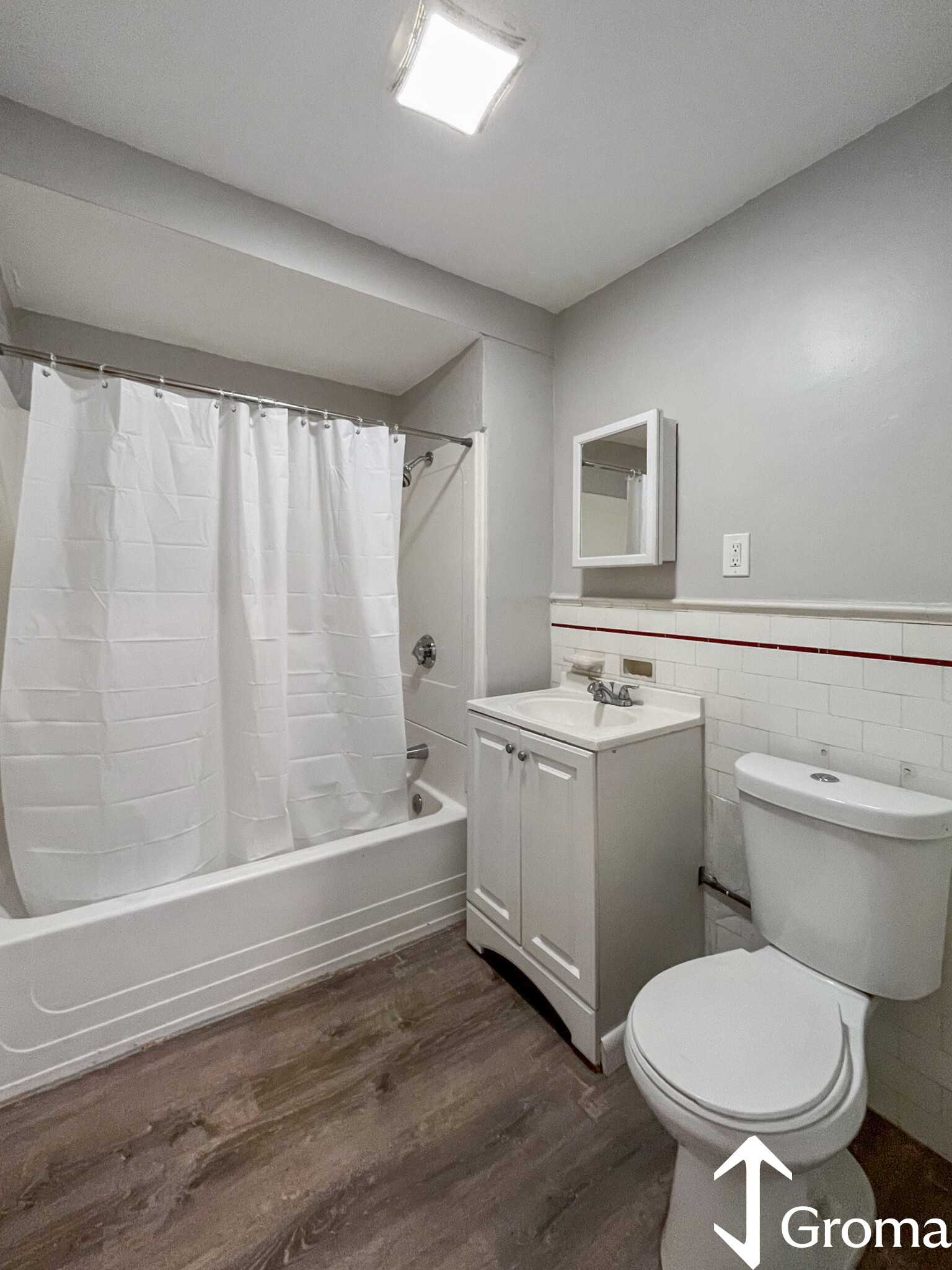 55 Clark Ave, Chelsea