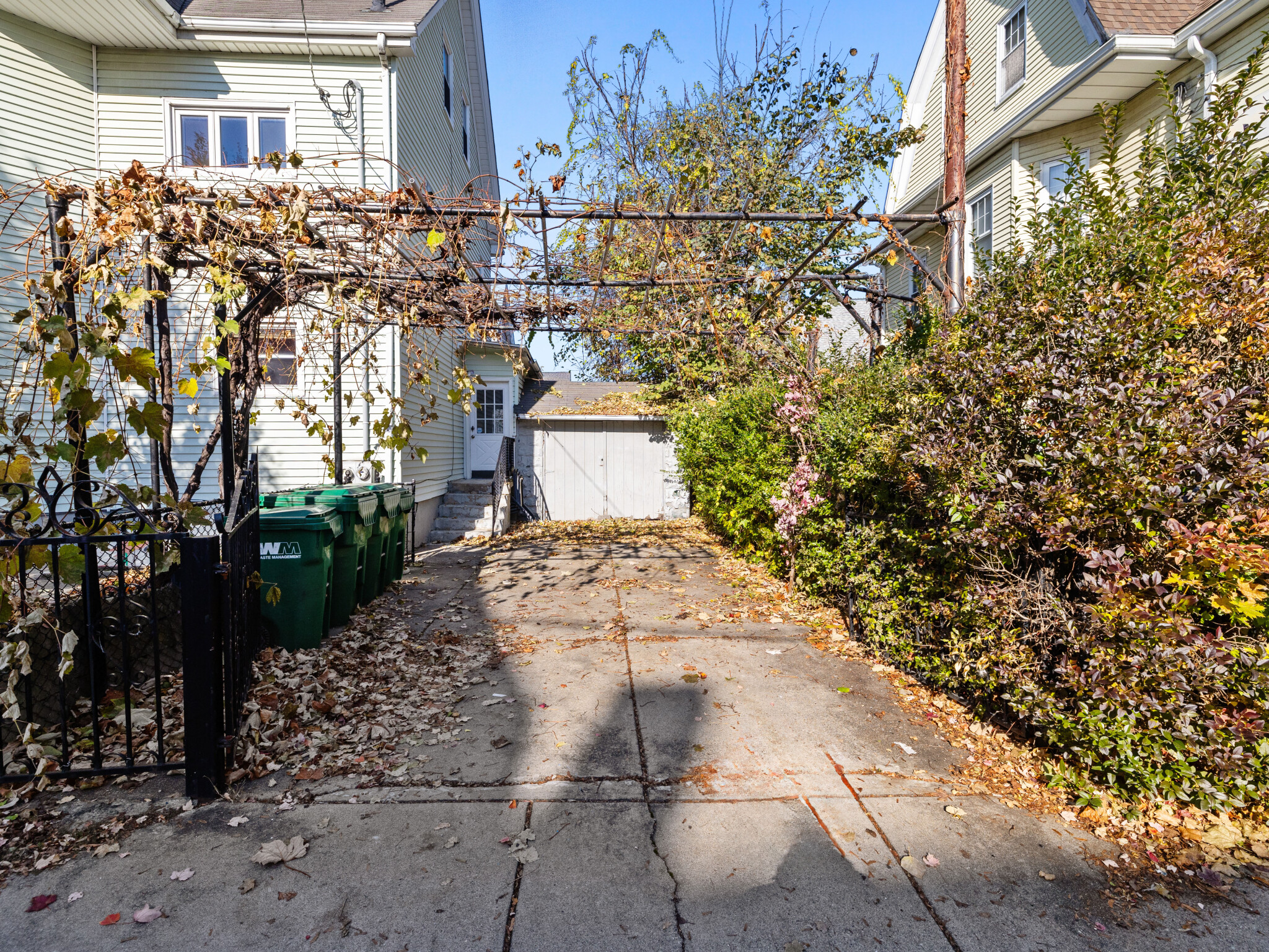 42 William St, Magoun Square