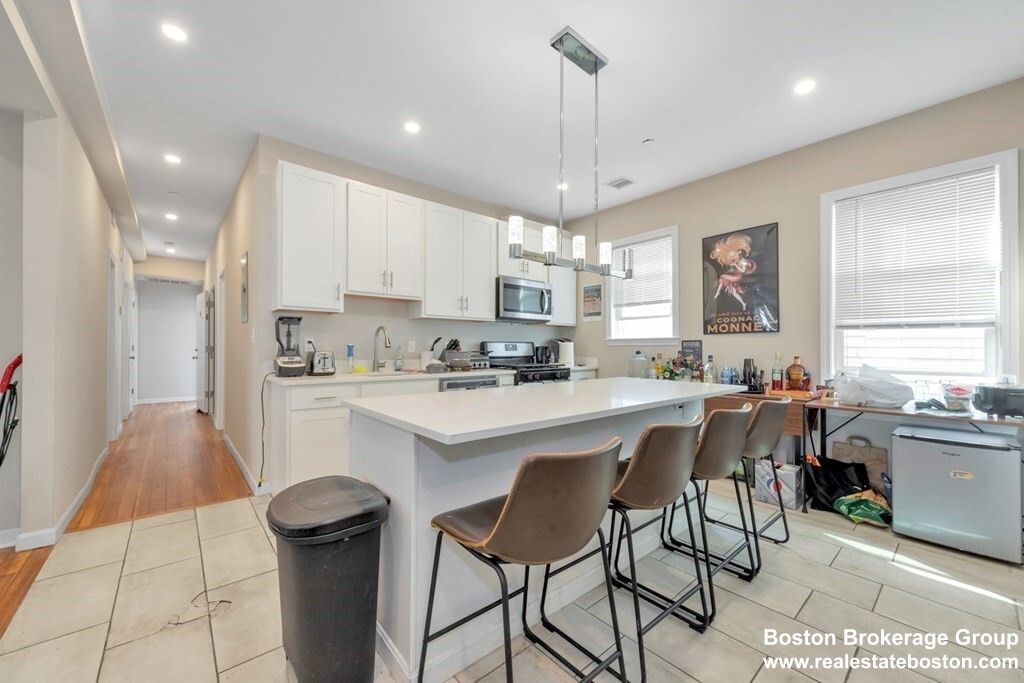 228 Calumet St, Mission Hill