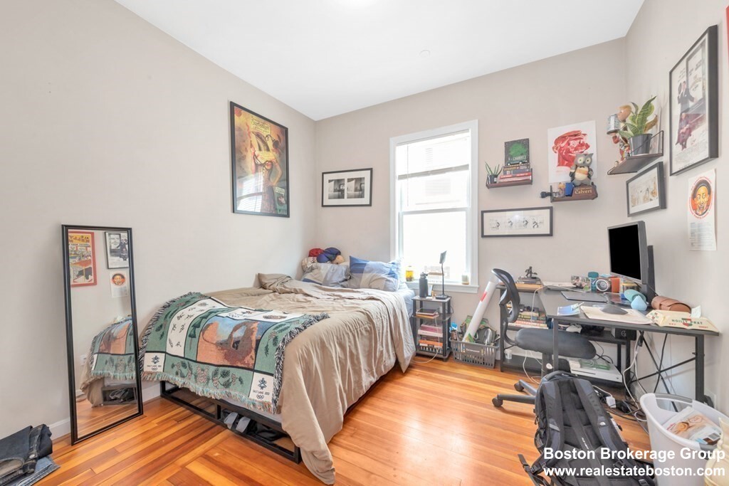 228 Calumet St, Mission Hill