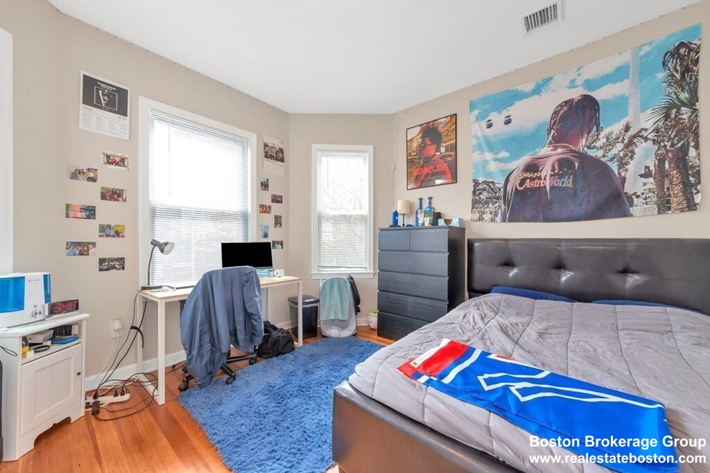 228 Calumet St, Mission Hill