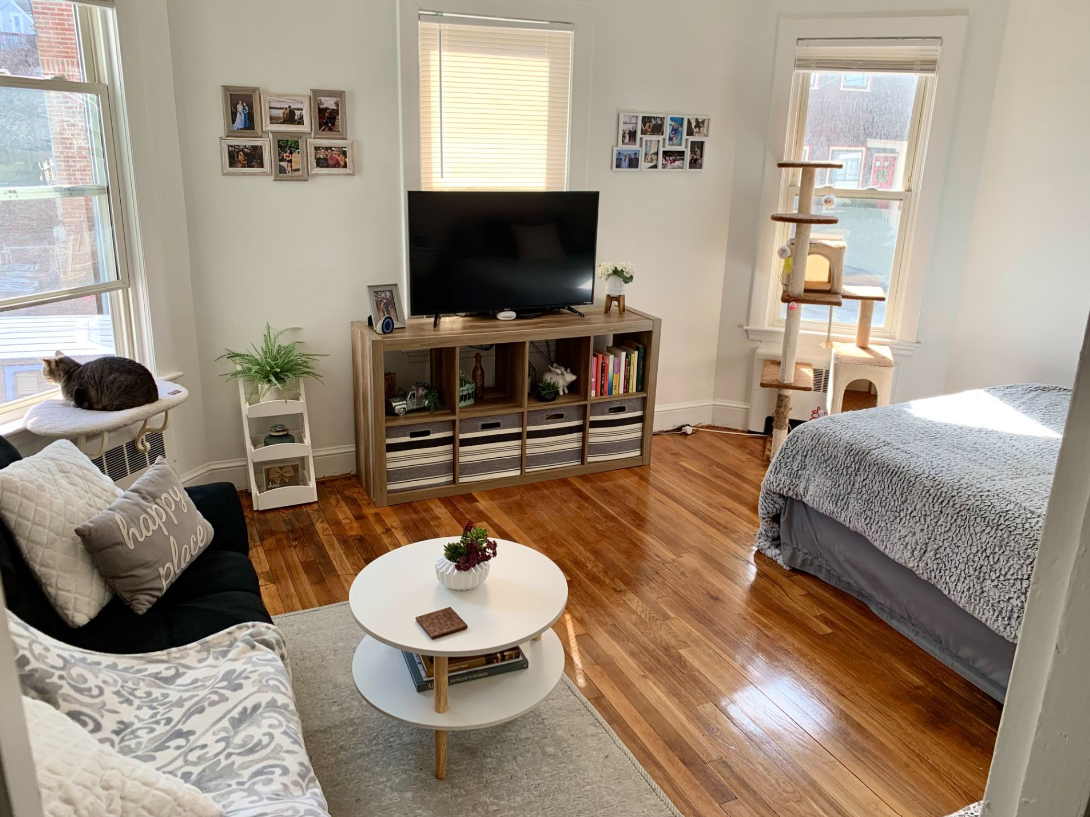 87 Winthrop Shore Dr, Winthrop