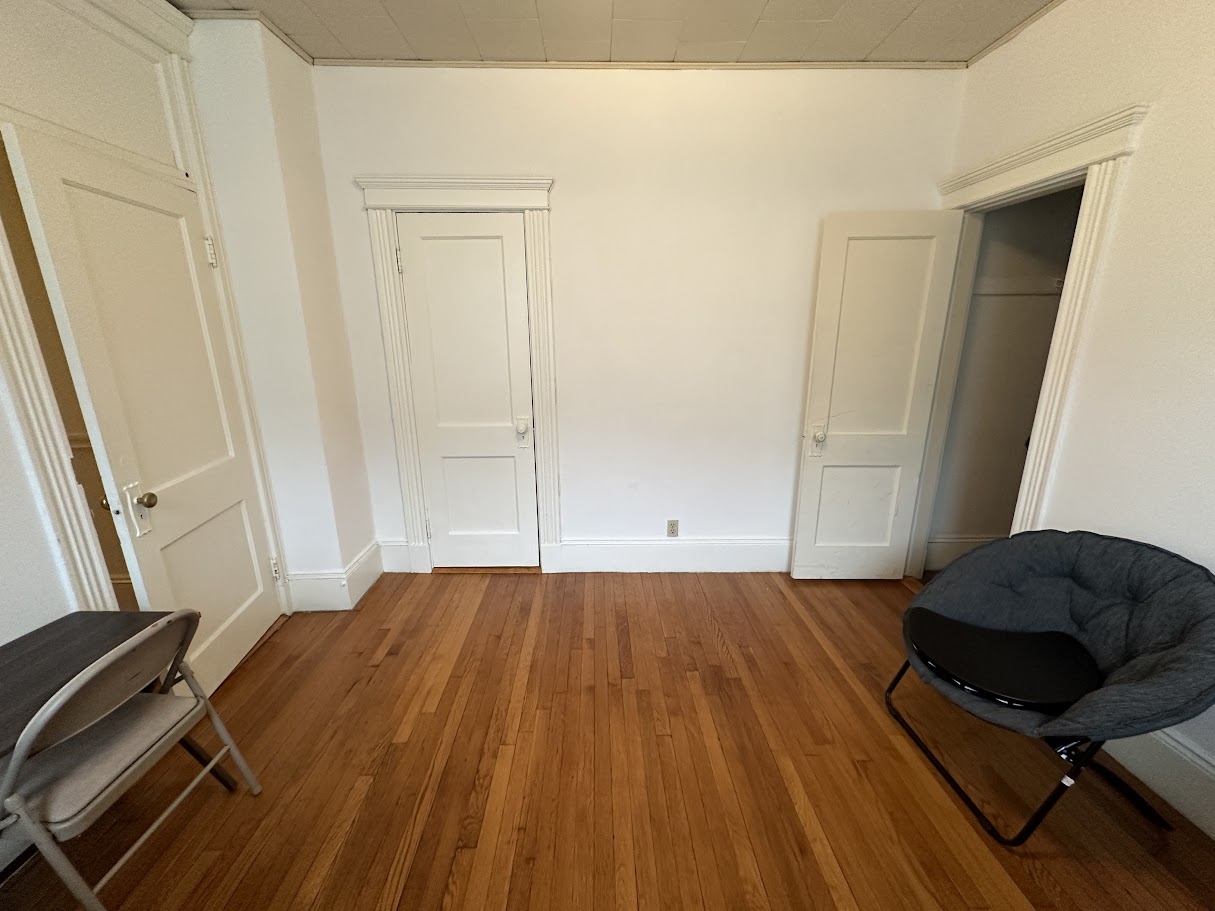 14 Palace Rd, Fenway