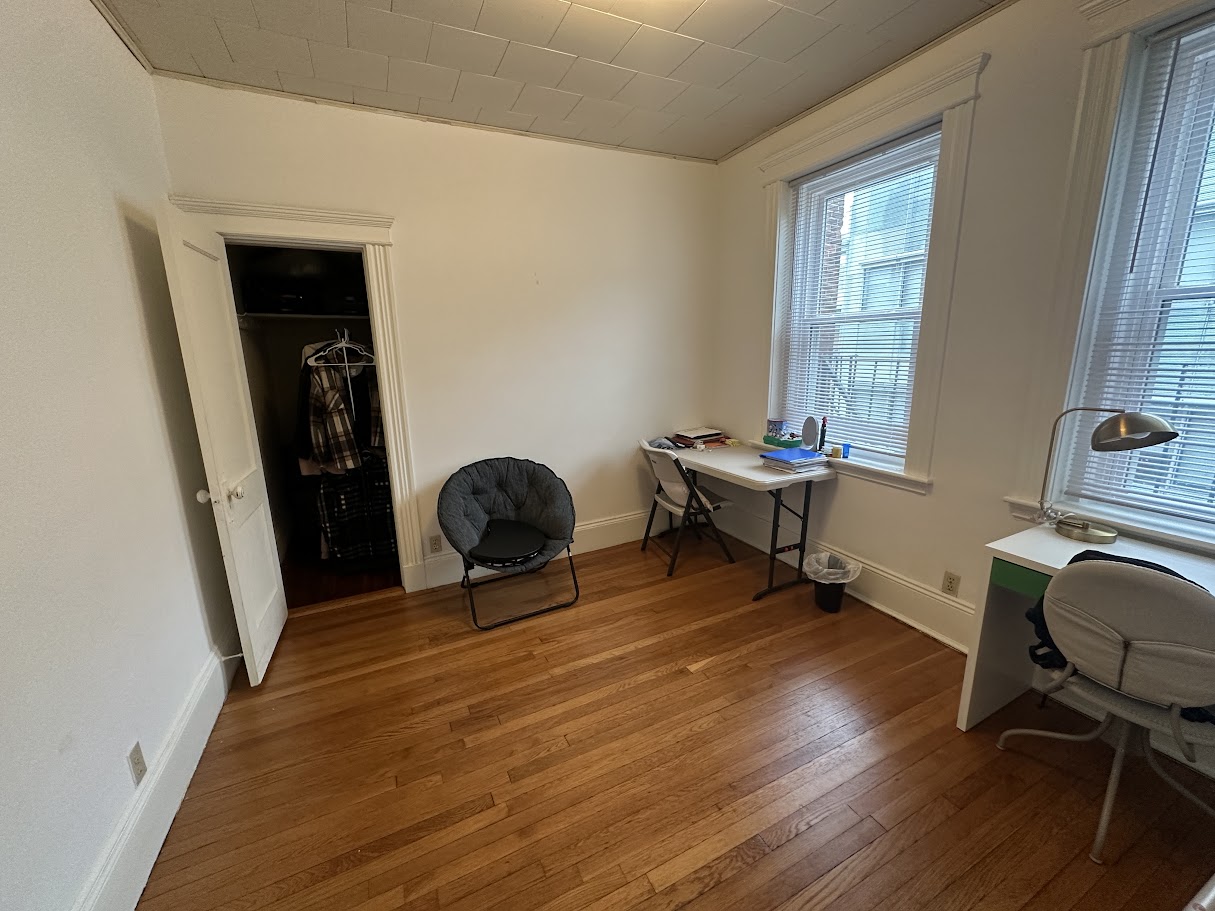 14 Palace Rd, Fenway