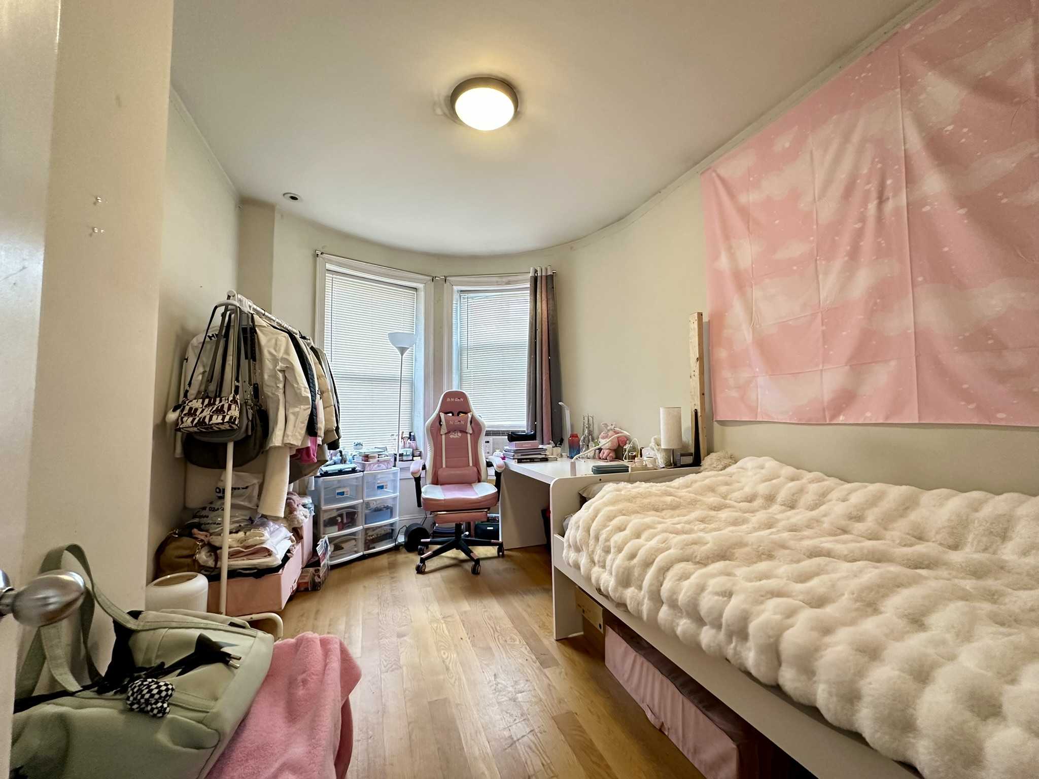 836 Huntington Ave, Mission Hill