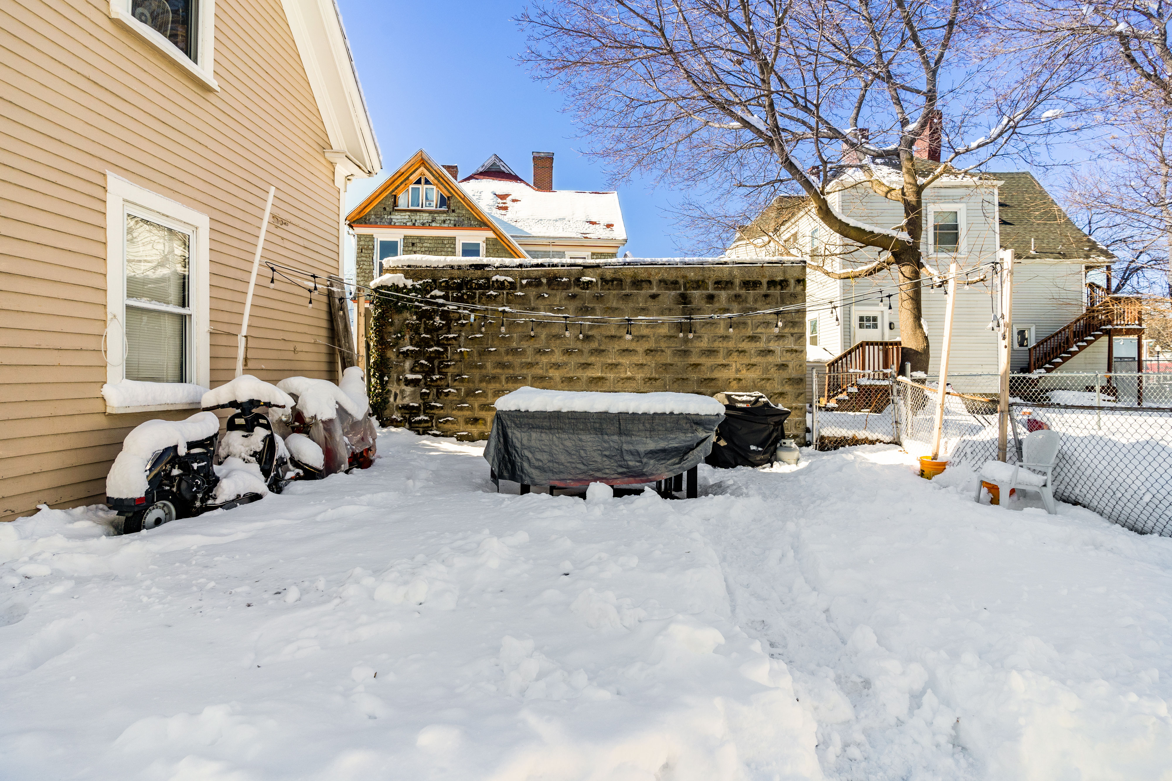 9 Reedsdale St, Allston