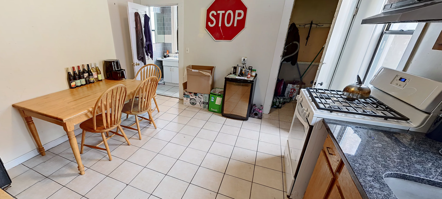 15 Saunders St, Allston