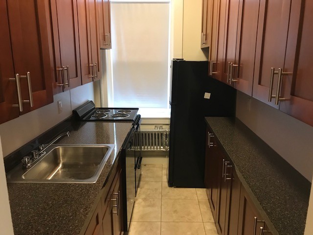 1822 Beacon St, Chestnut Hill