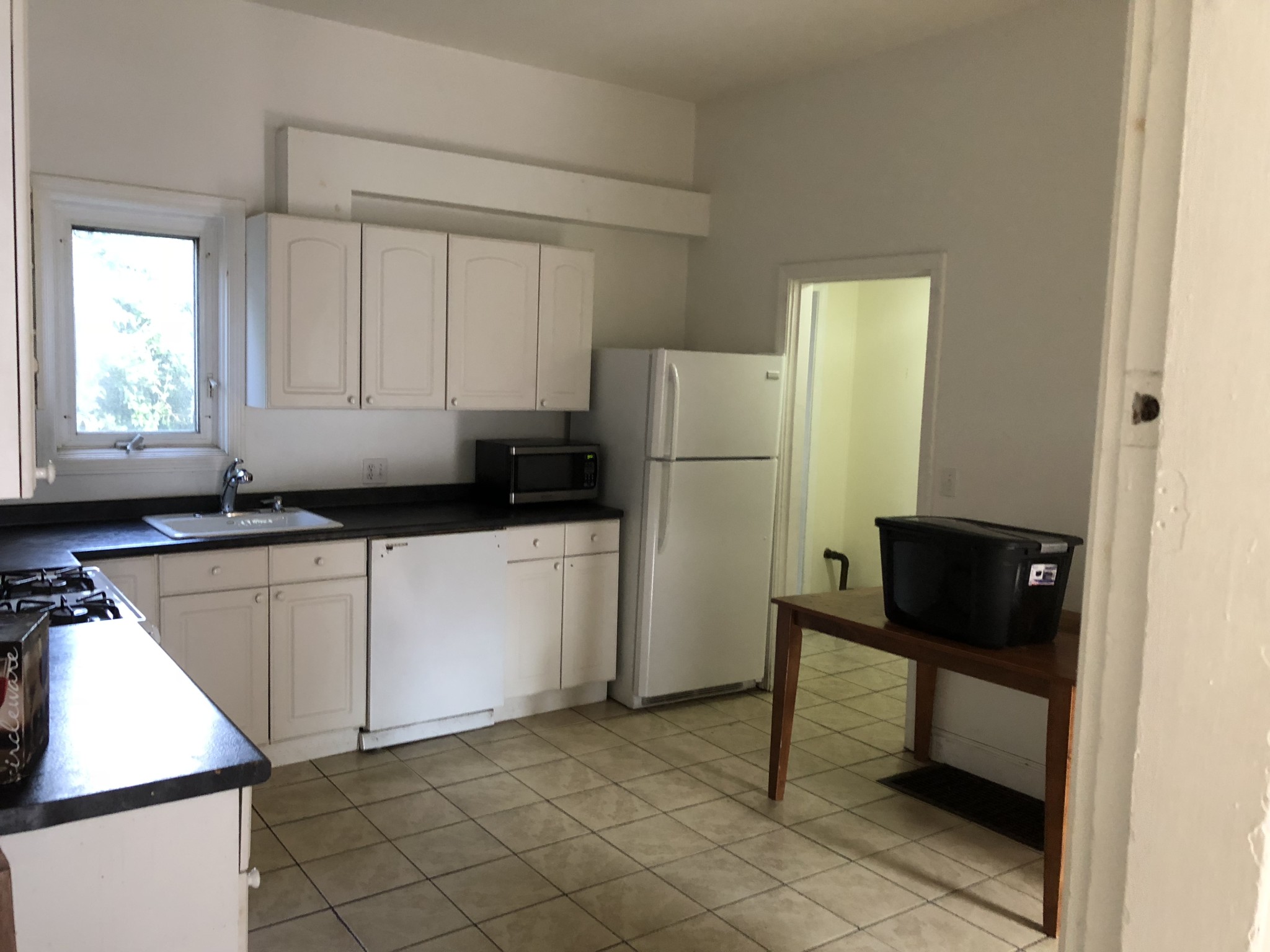 21 Pratt St, Allston