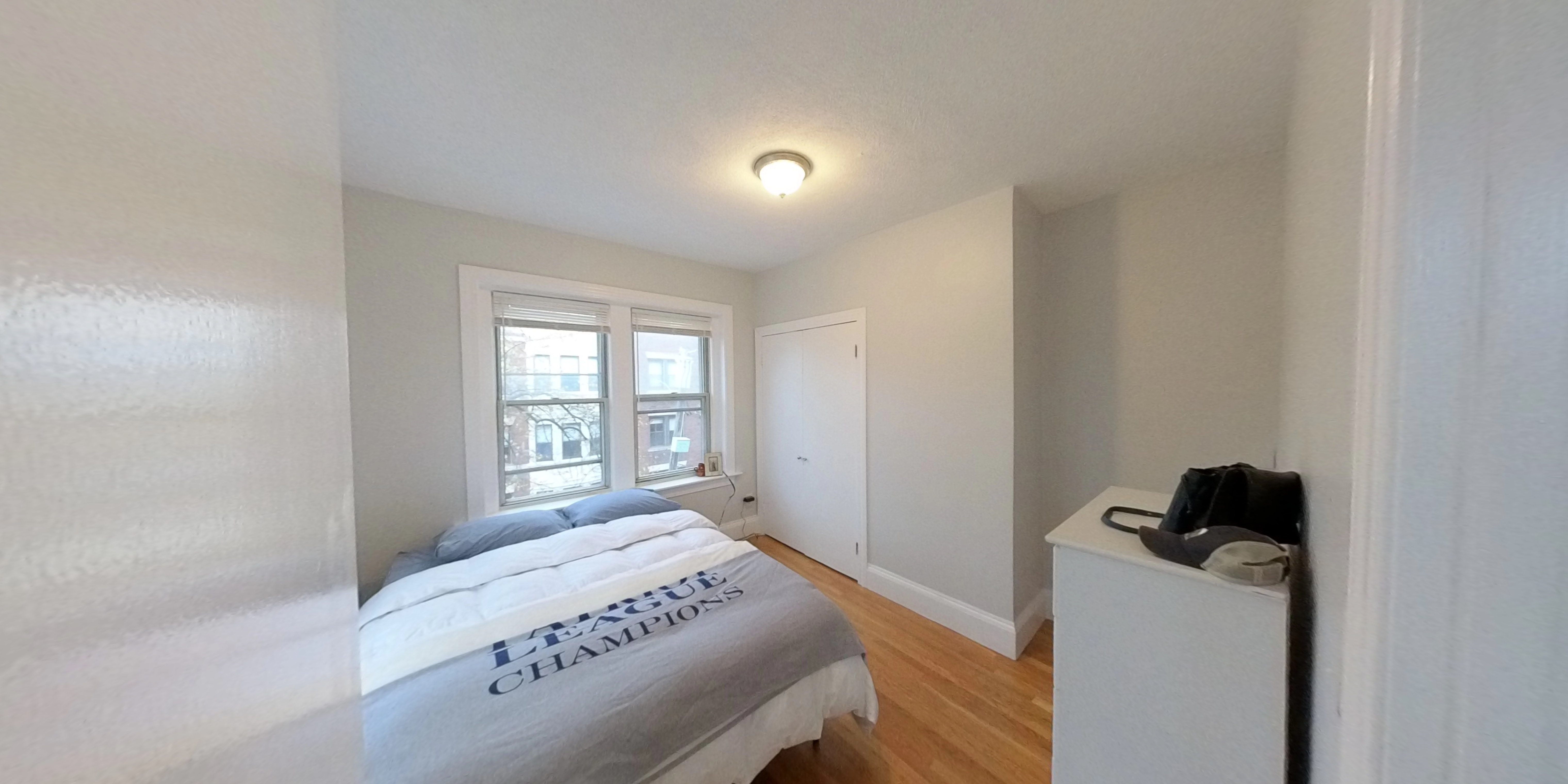 100 Saint Mary's, Longwood