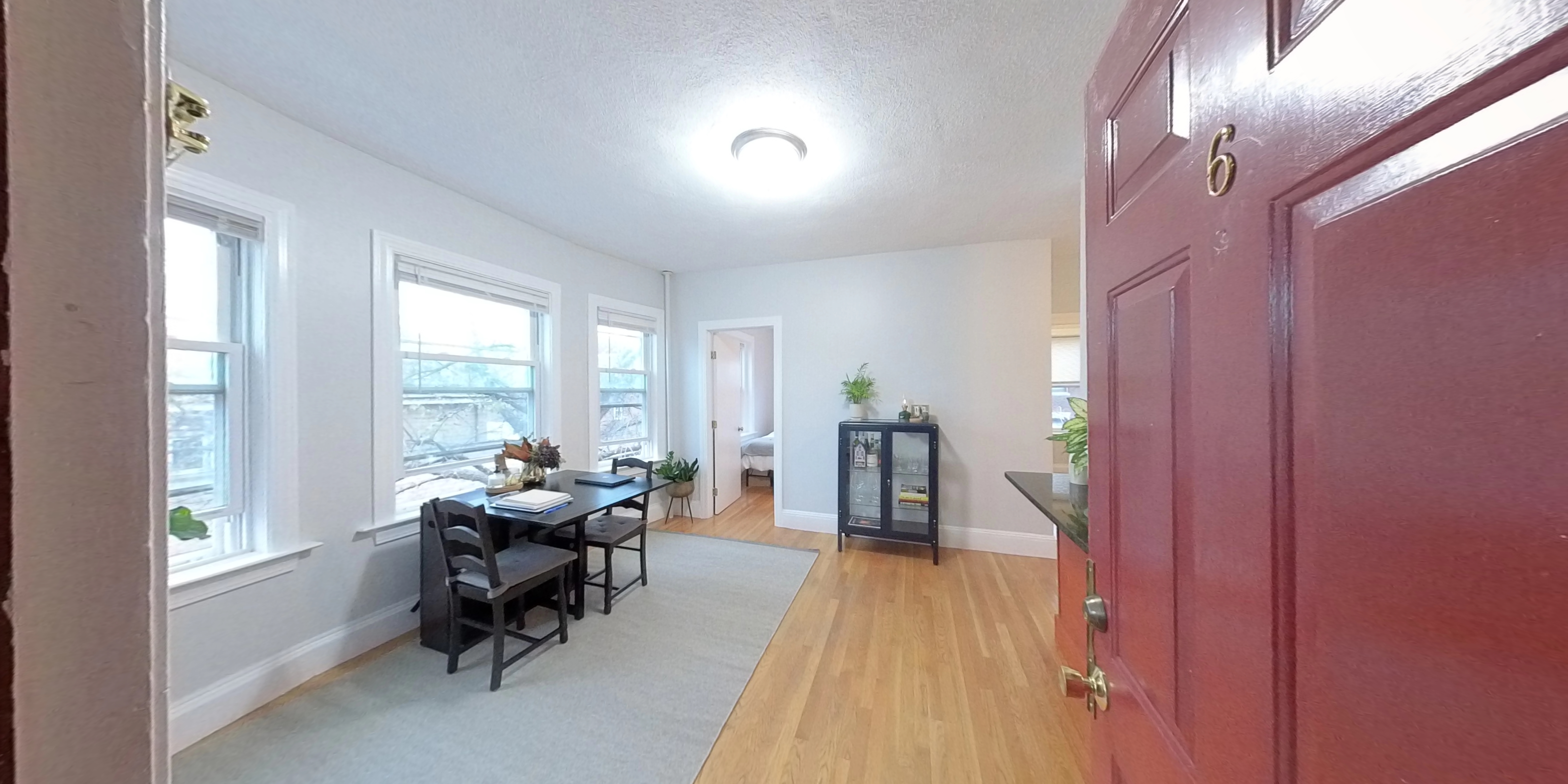 100 Saint Mary's, Longwood