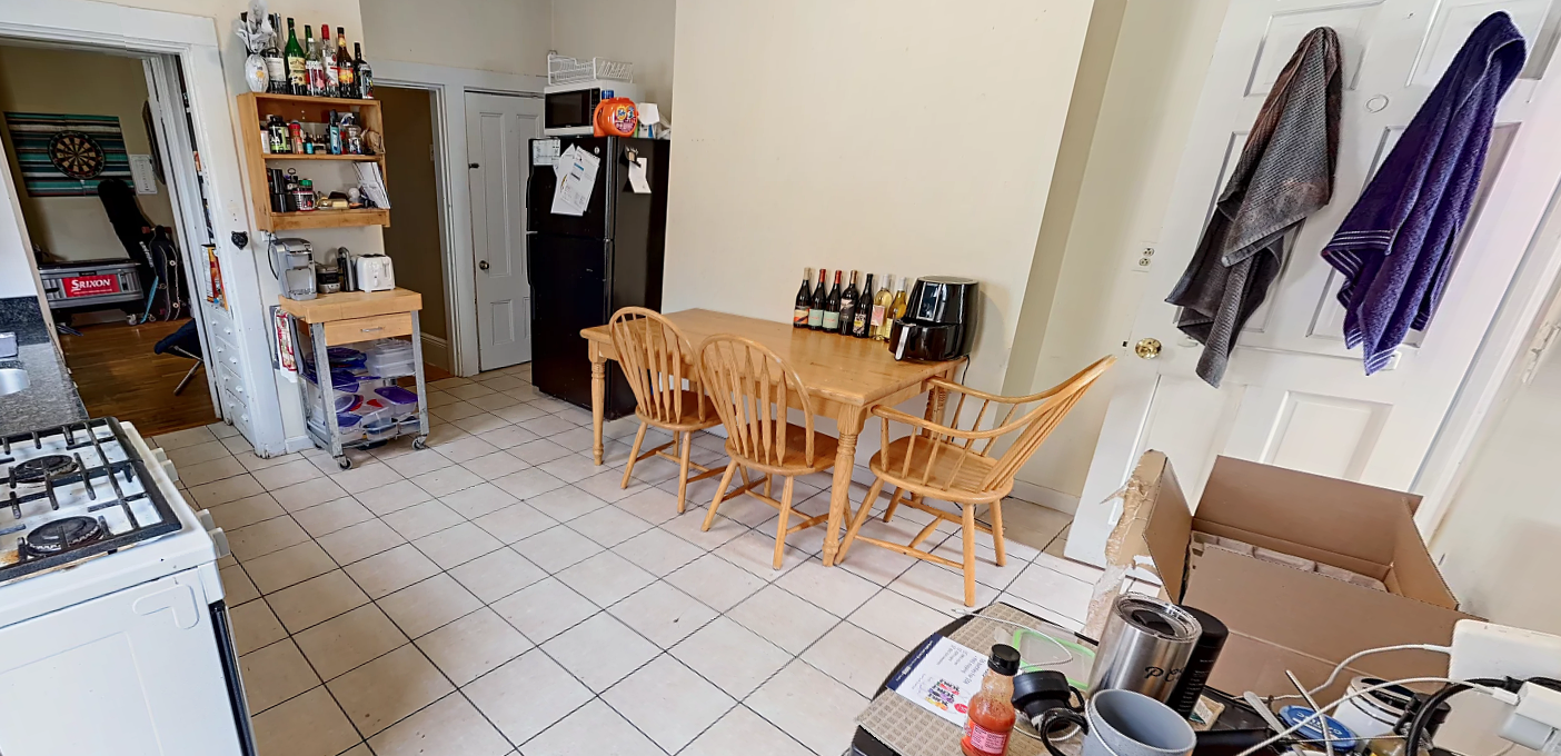 13 Saunders St, Allston