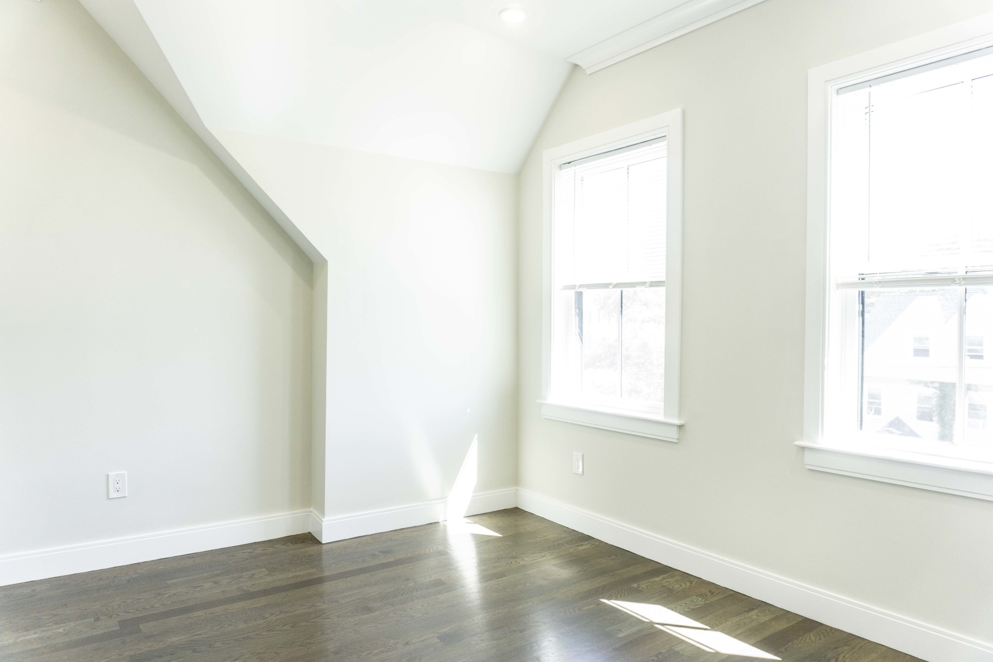 79 Linden St, Allston